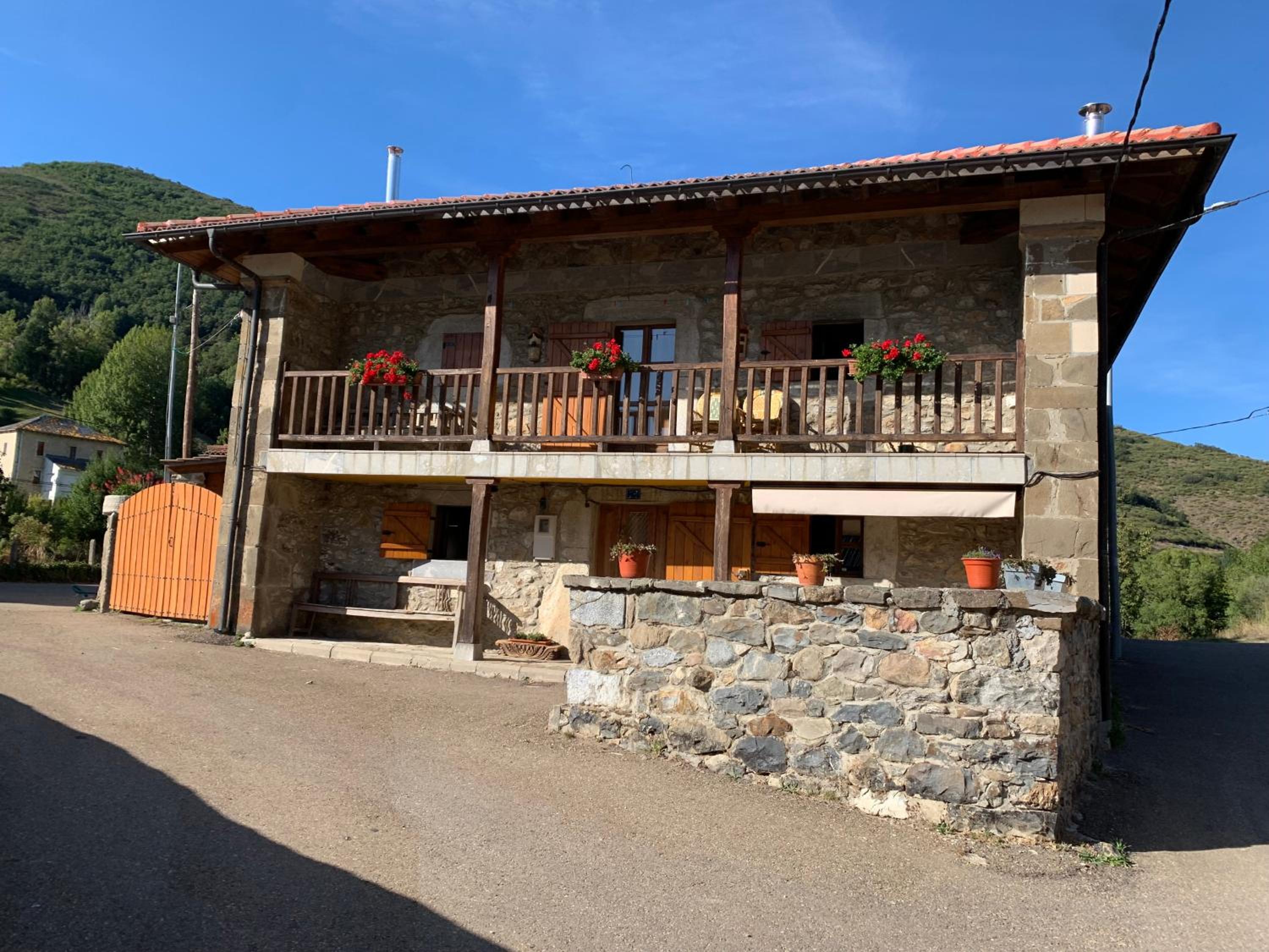 Casa Rural La Costurera photo 5