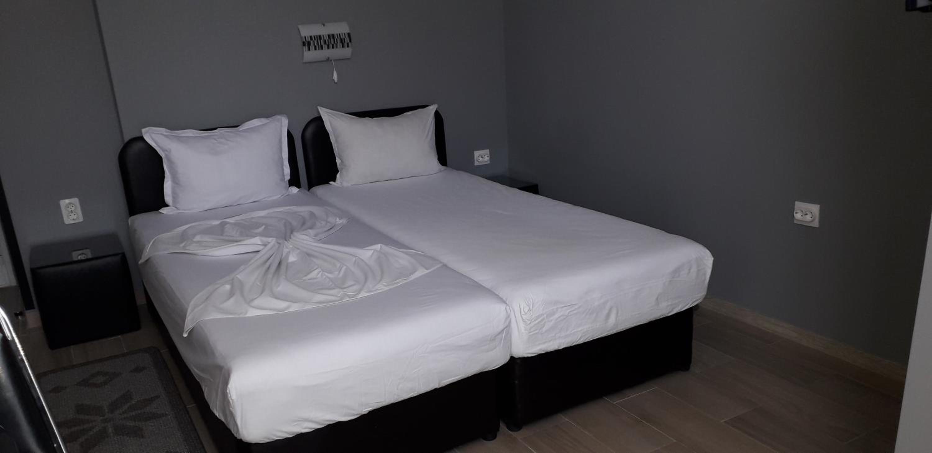 Guest Rooms Tivona