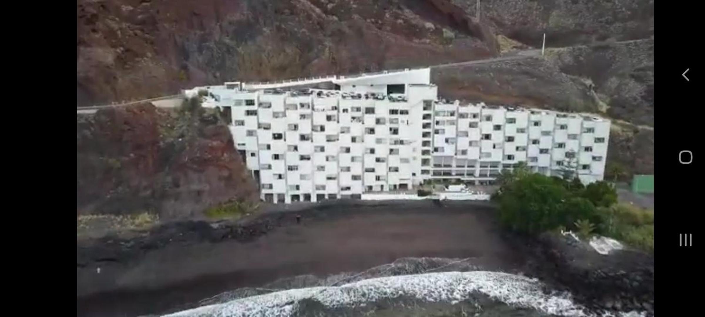 Apartamentos playa chica / playa las gaviotas view 3
