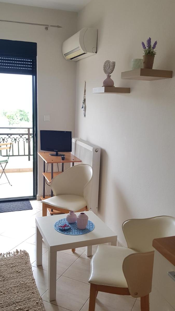 Bright Studio with Sea View view 2