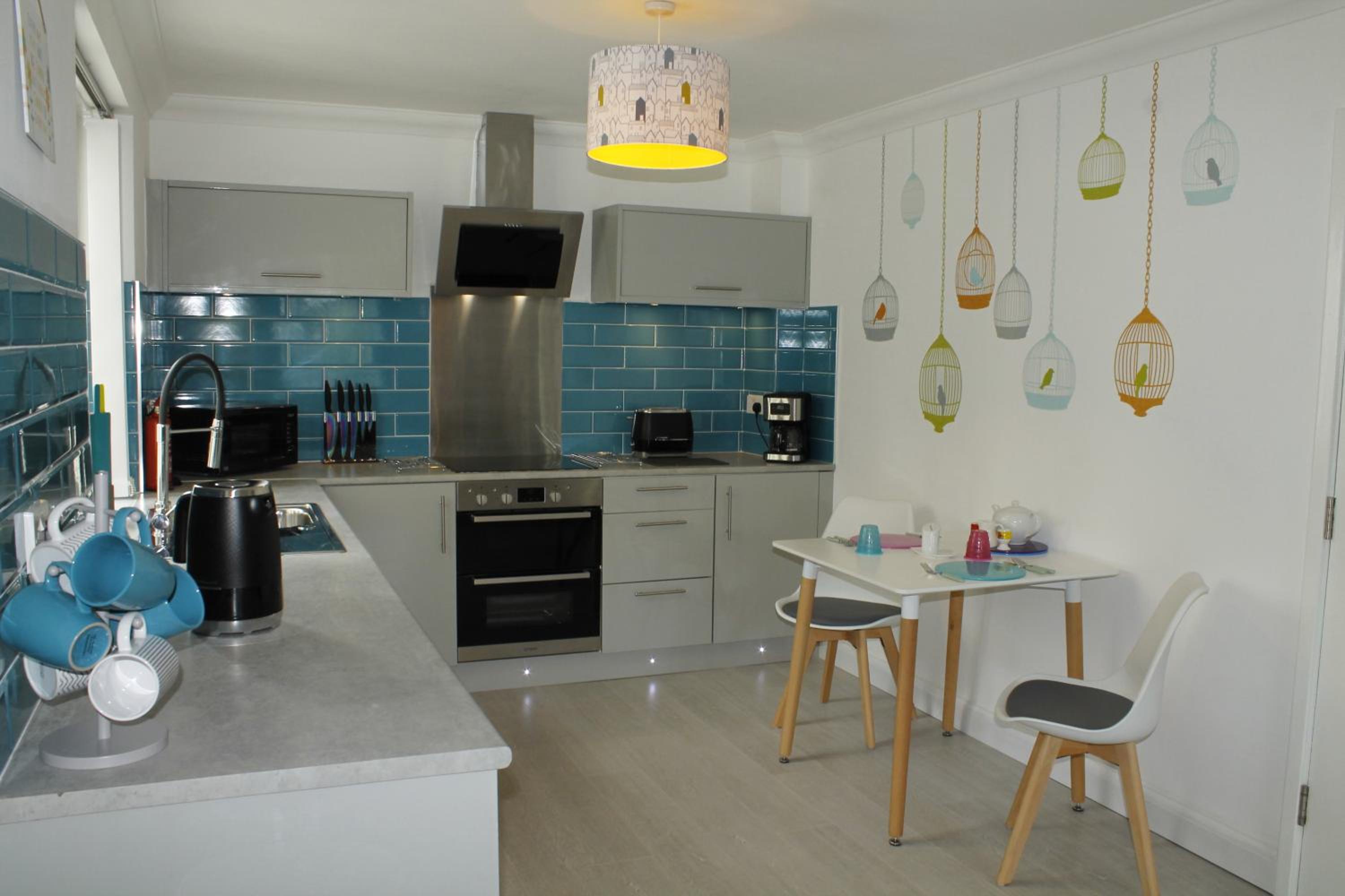 BONNIE'S APARTMENT, adults only view 3