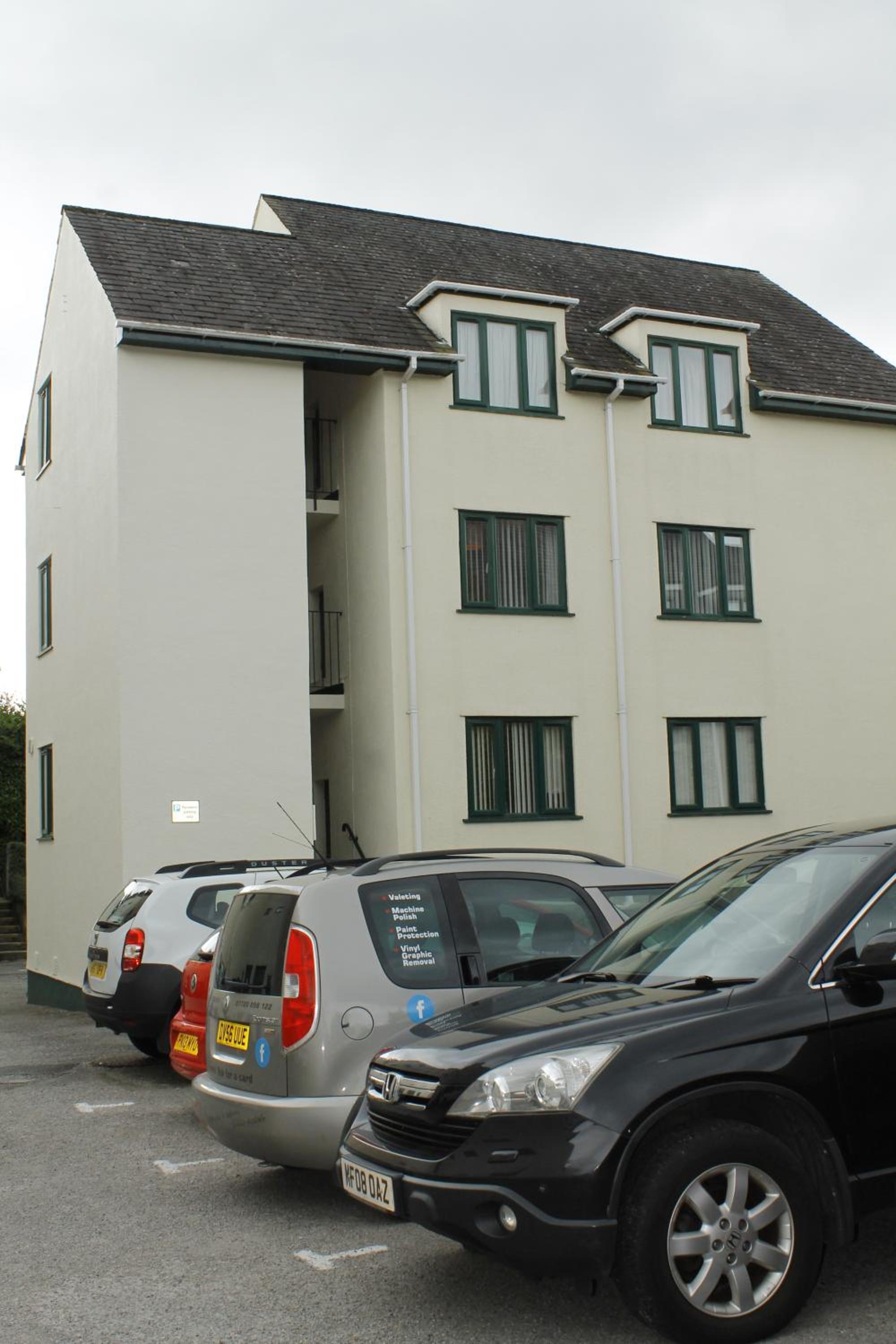 Photo 12