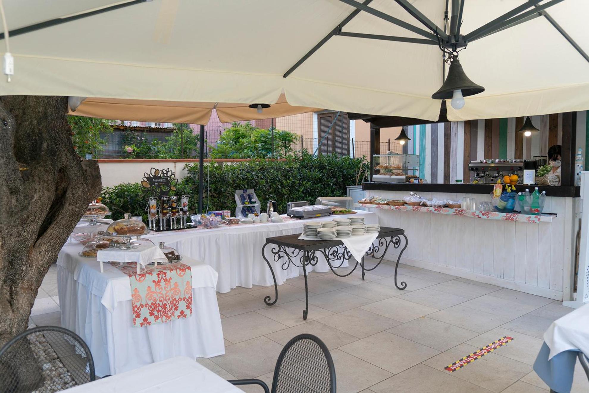 outdoor BBQ area
