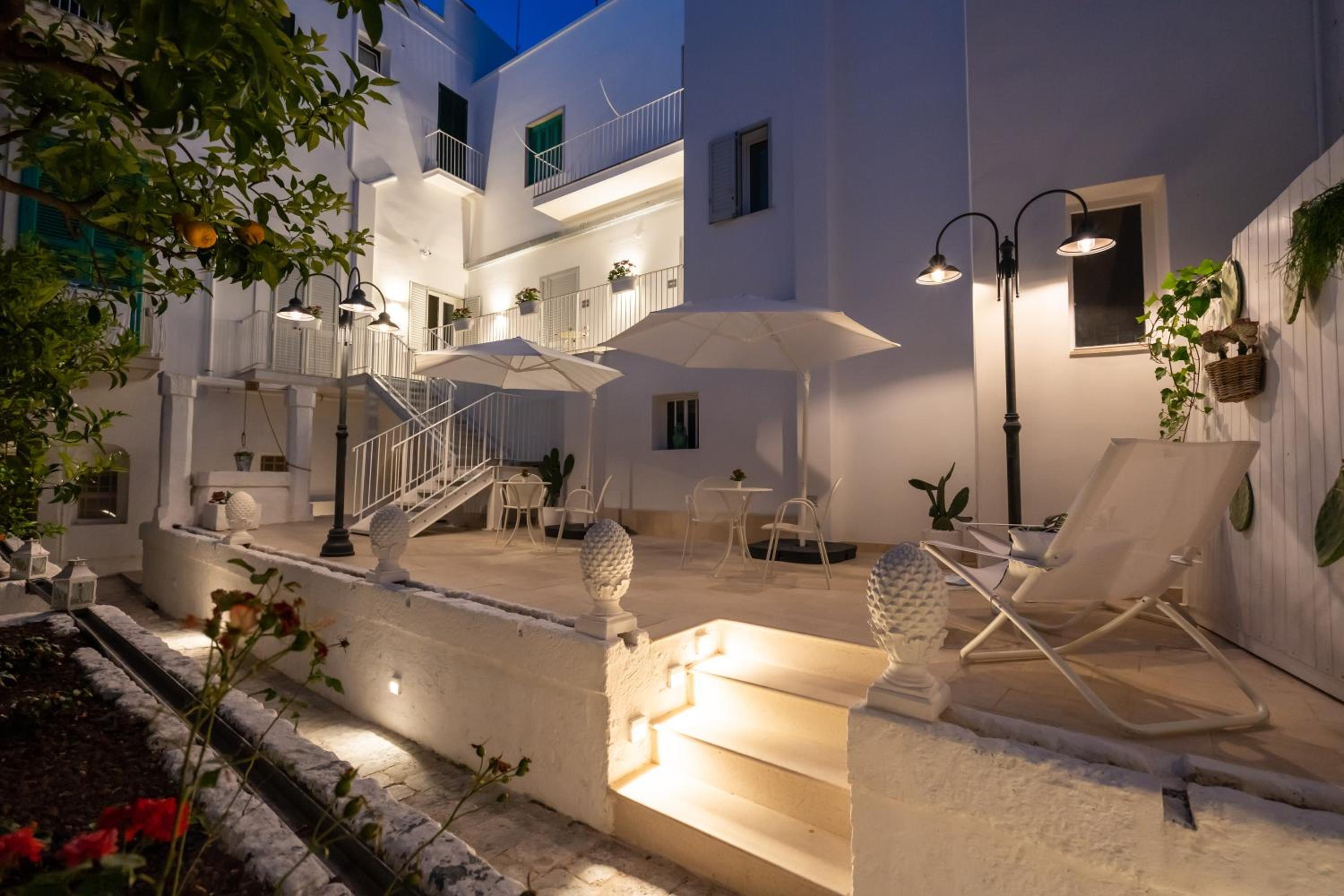Corte Sant'Angelo en Monopoli — balance & terrace