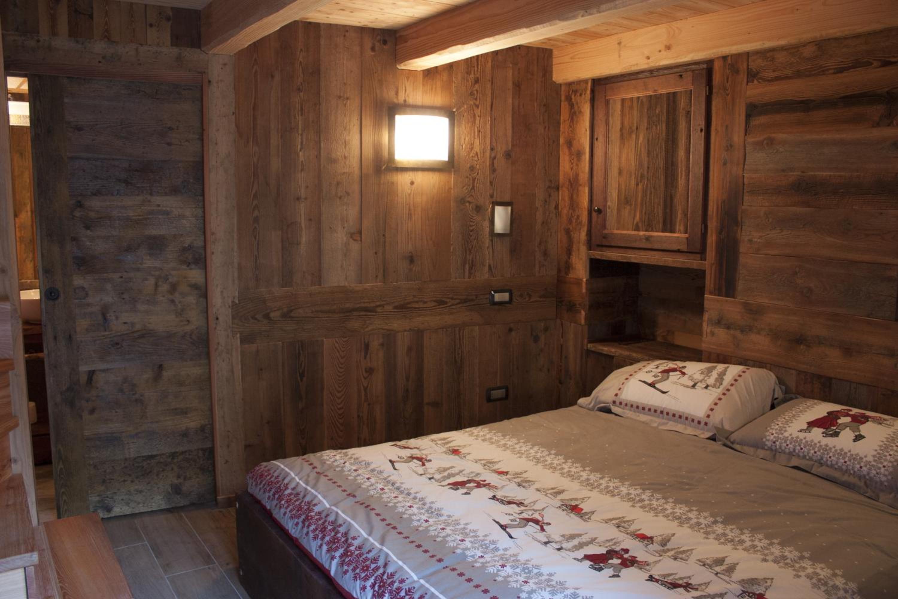 Le petit chalet view 2
