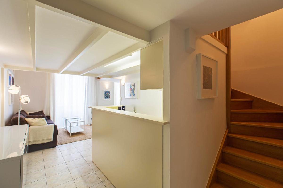 SUEDE PROMENADE Duplex apartment at 1 min from the sea 2 baths view 5