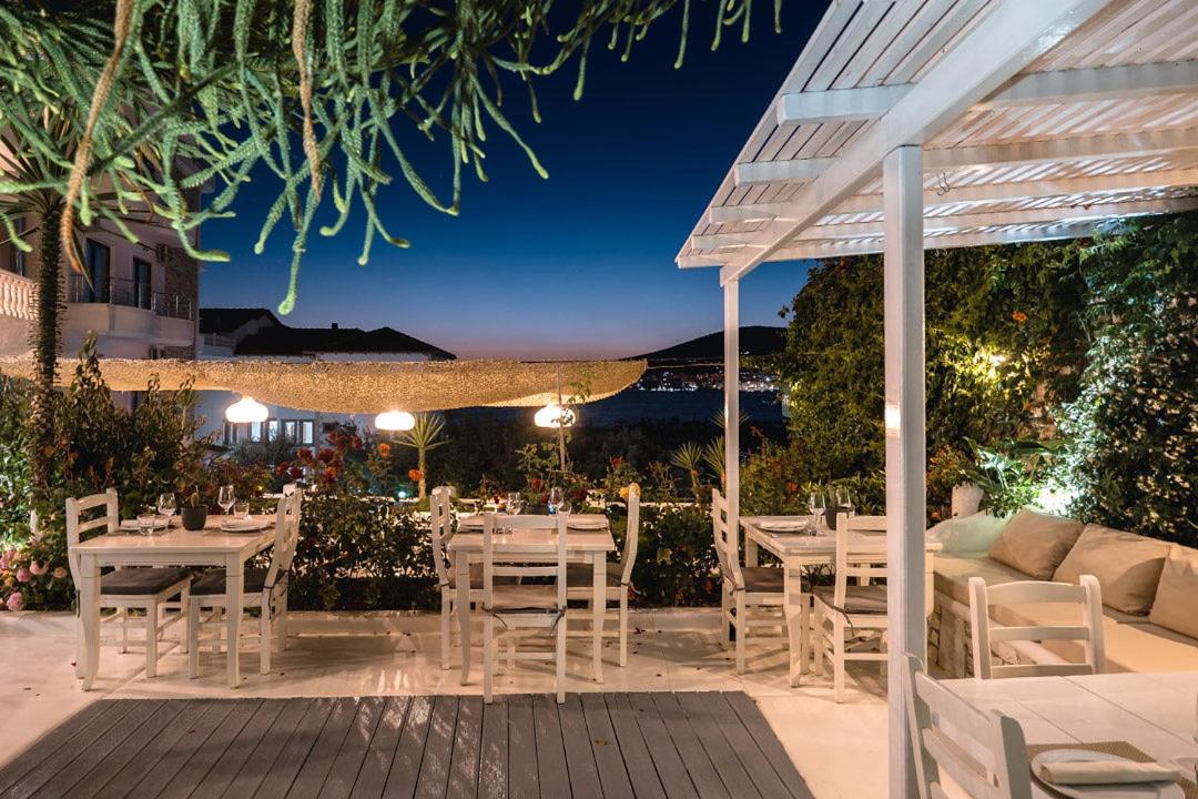 outdoor BBQ area