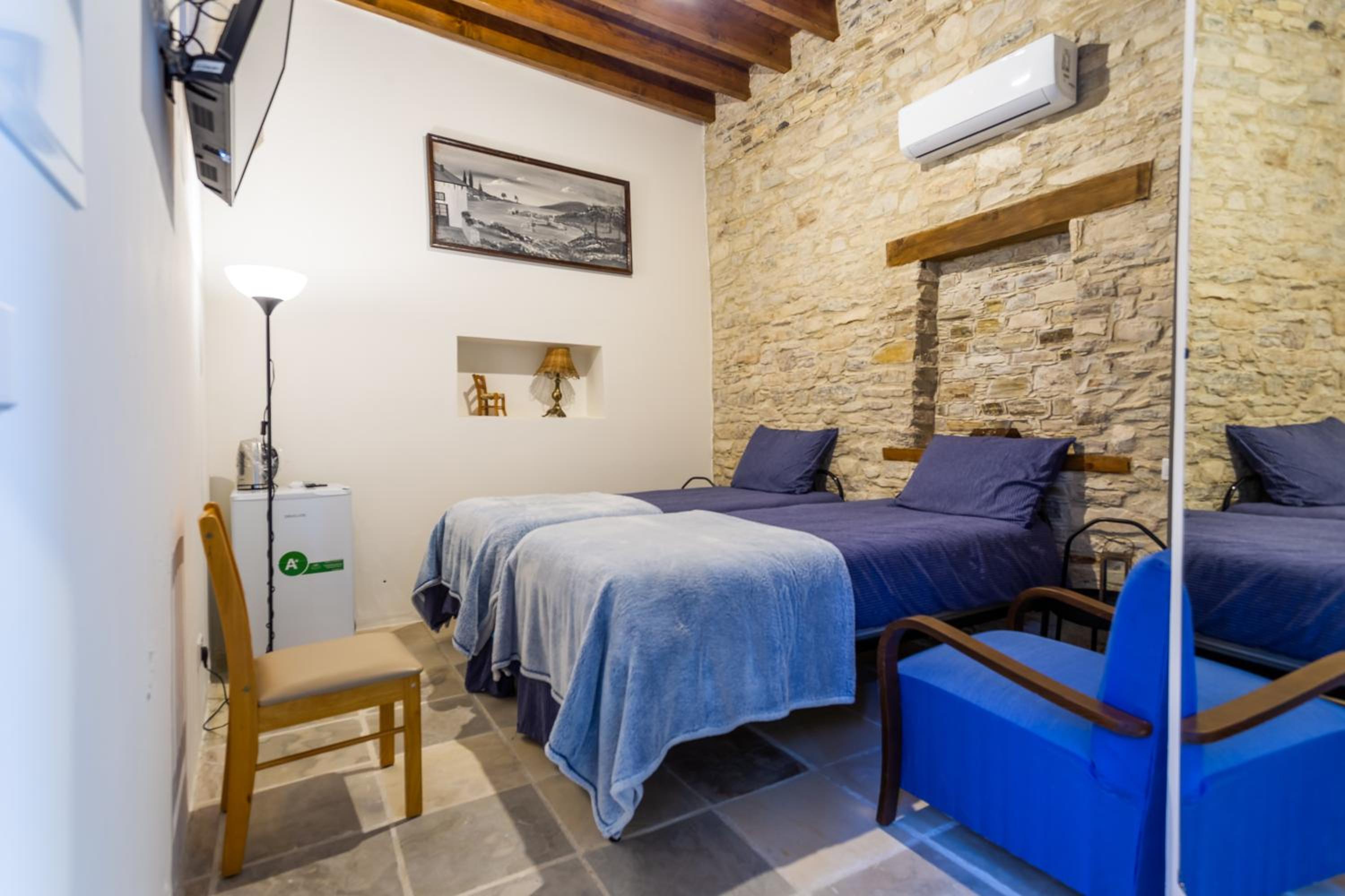 Lazaros Stonehouse