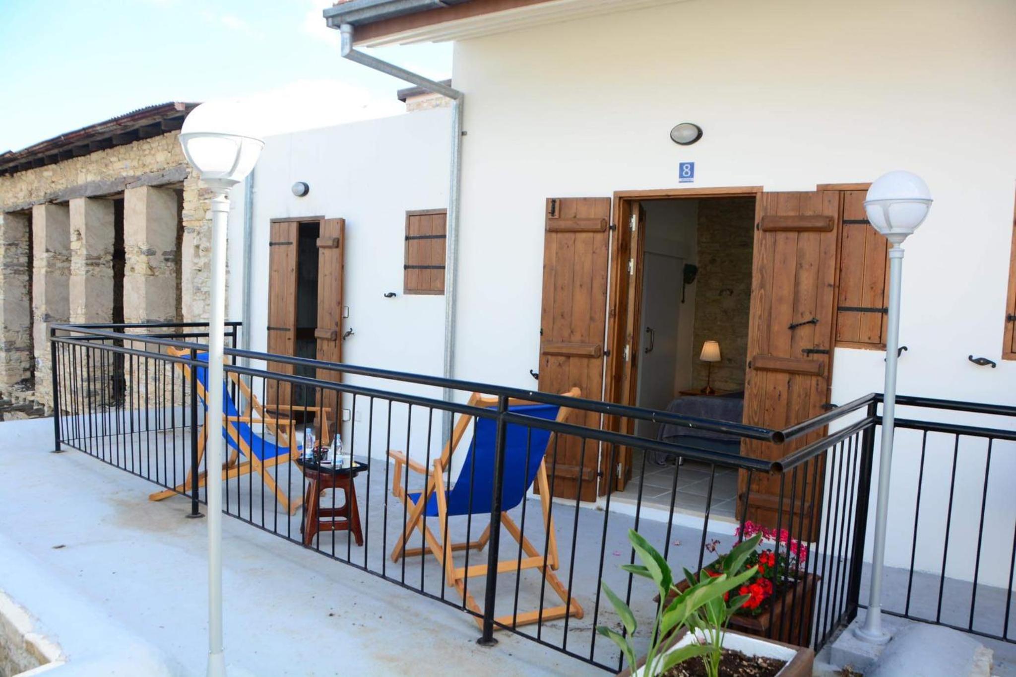 Lazaros Stonehouse
