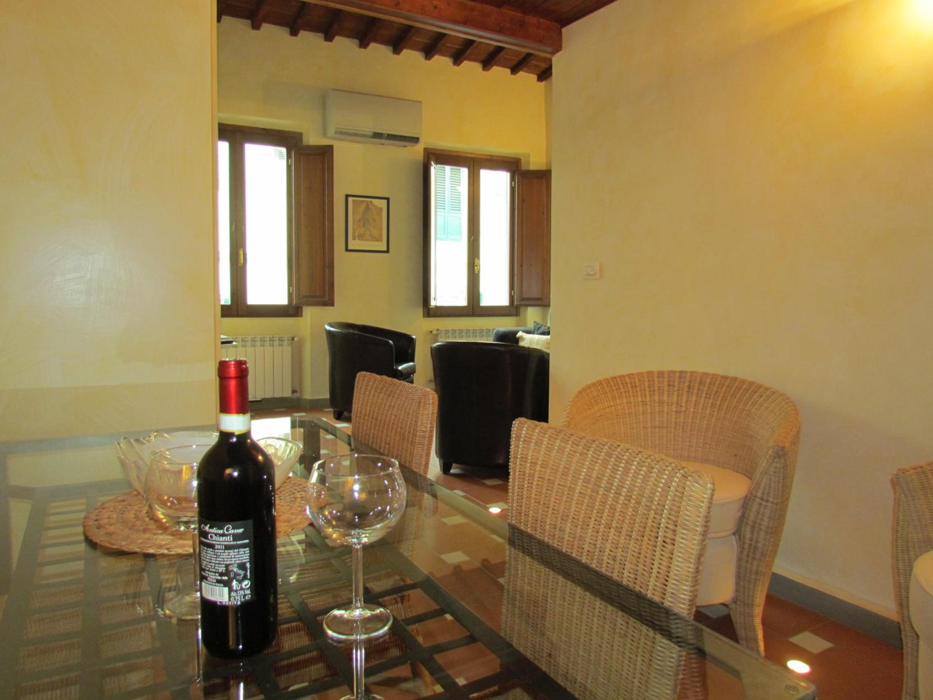 Florence Apartments Home Feeling