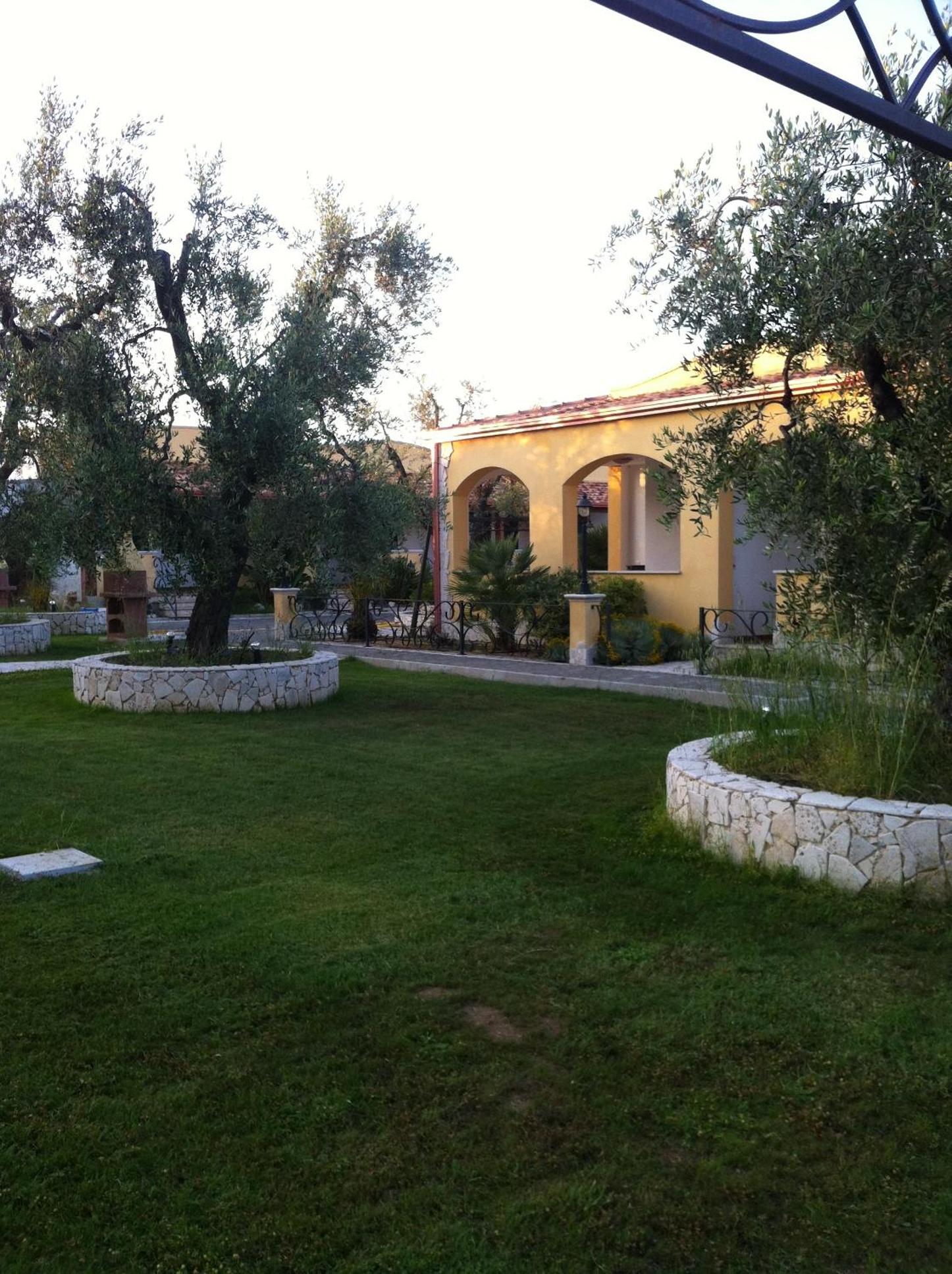 Photo 47