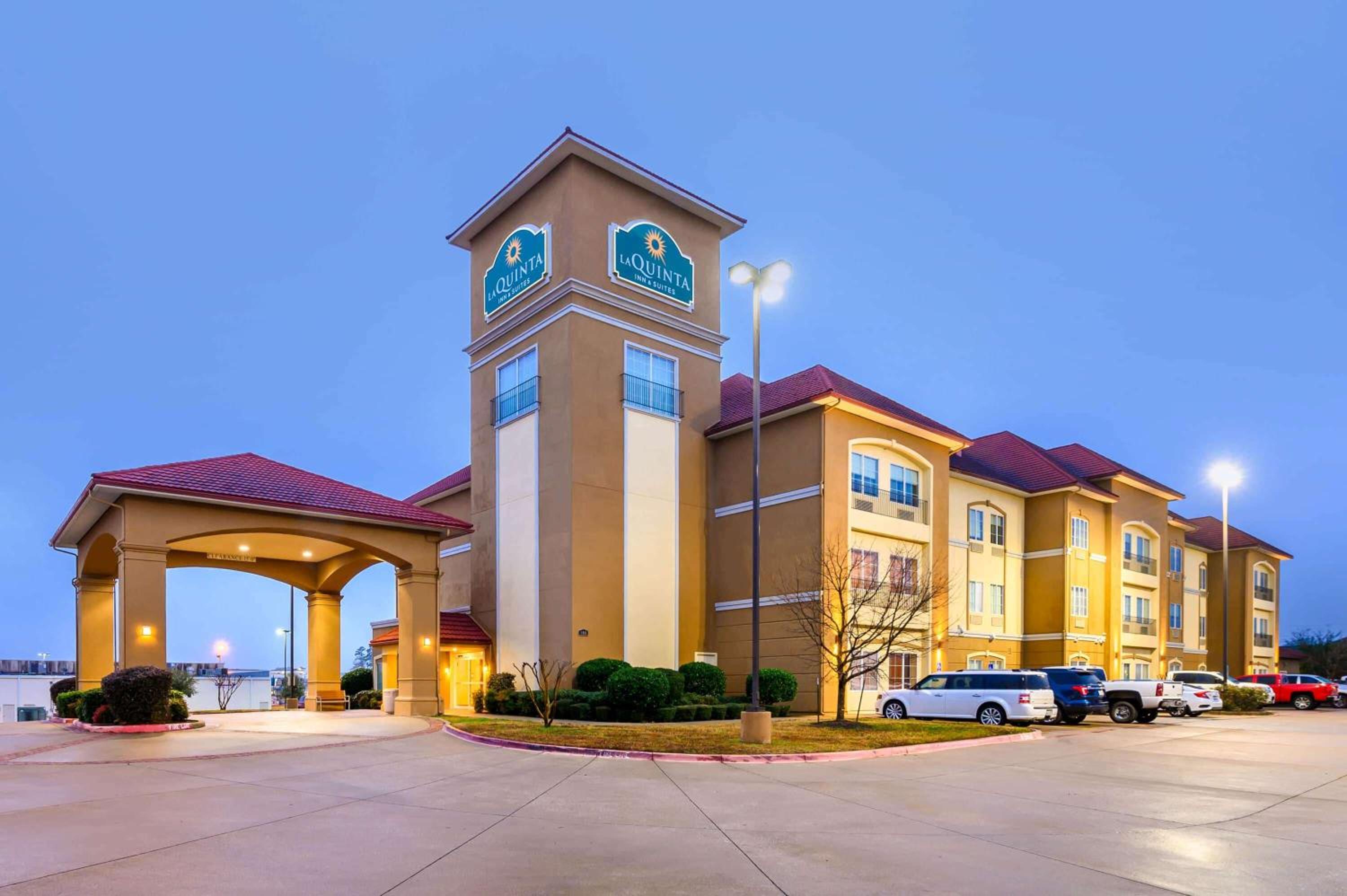 Longview Vacations - La Quinta by Wyndham Longview North - Property Image 30