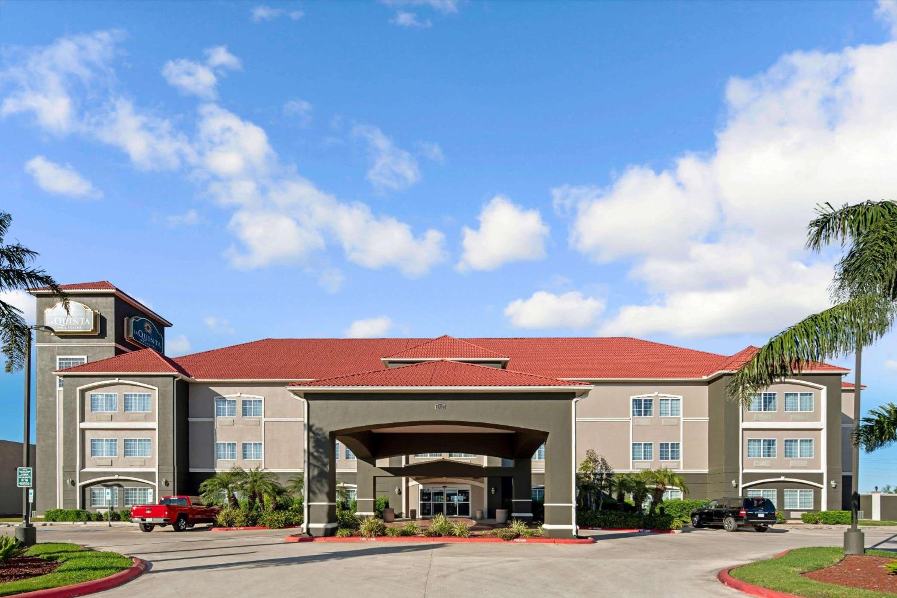 McAllen Vacations - La Quinta Inn  Suites by Wyndham Mercedes Outlet Mall - Property Image 2