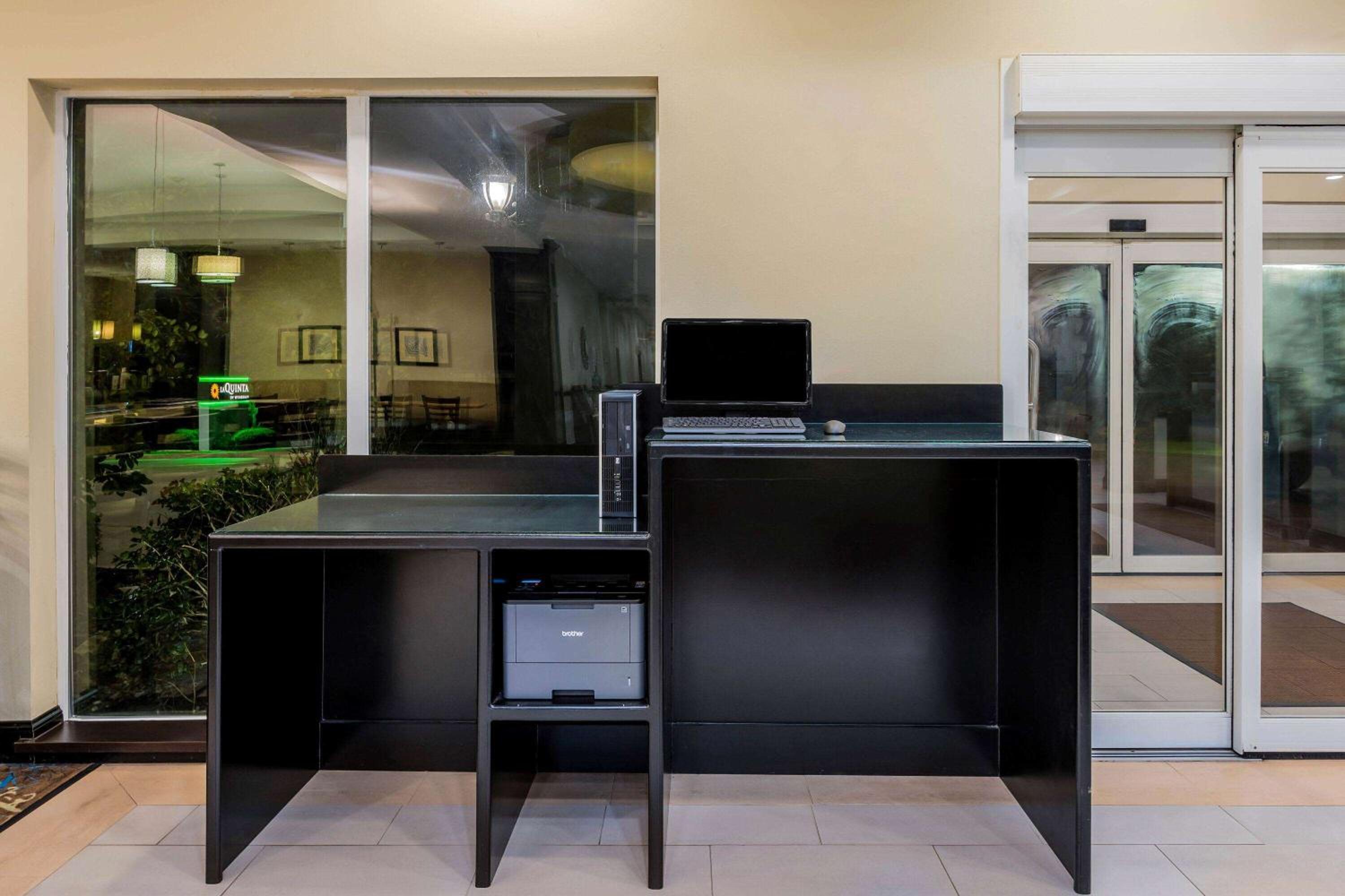 Marshall Vacations - La Quinta by Wyndham Marshall - Property Image 27