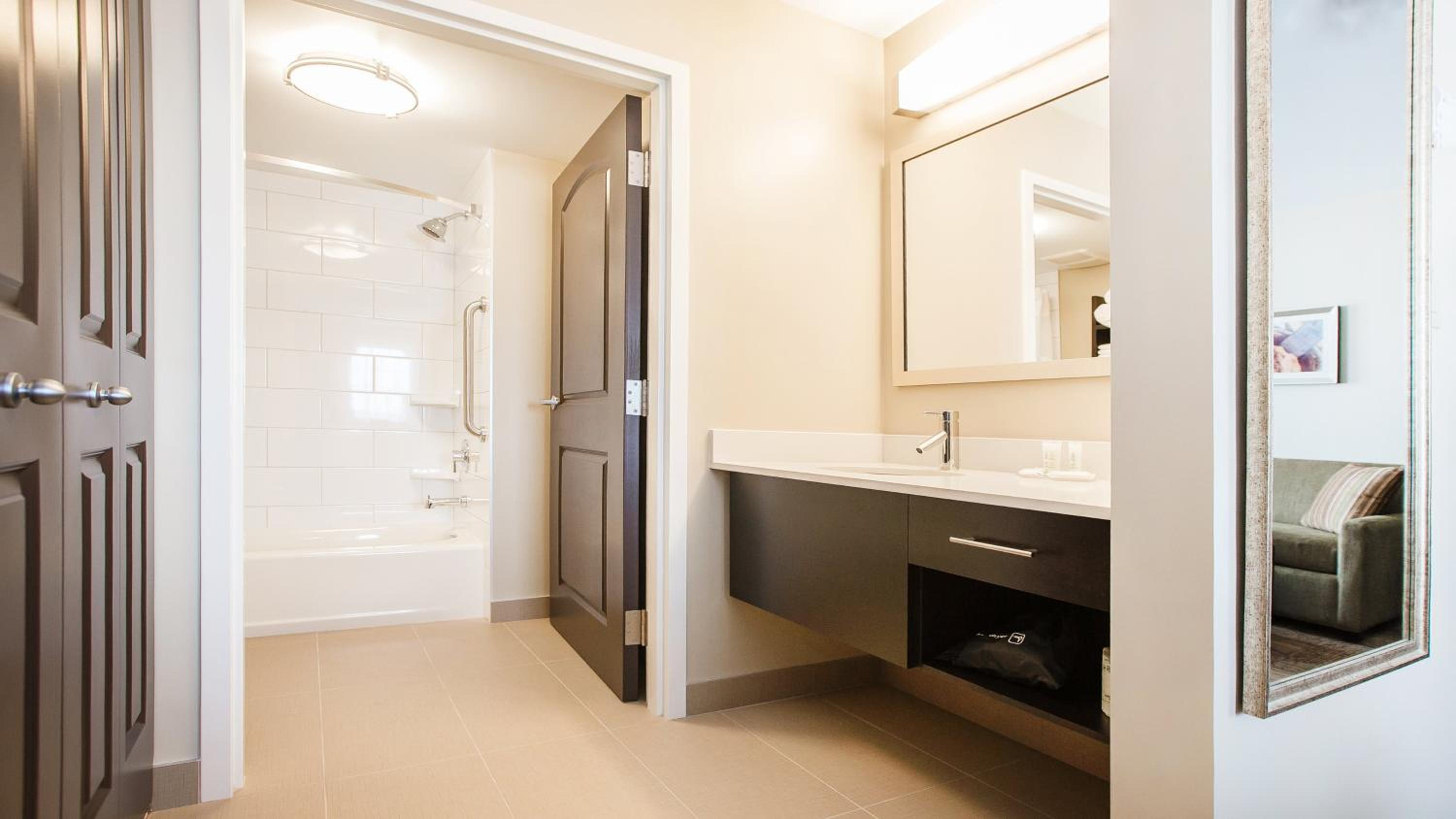 Staybridge Suites West Edmonton, an IHG Hotel-3