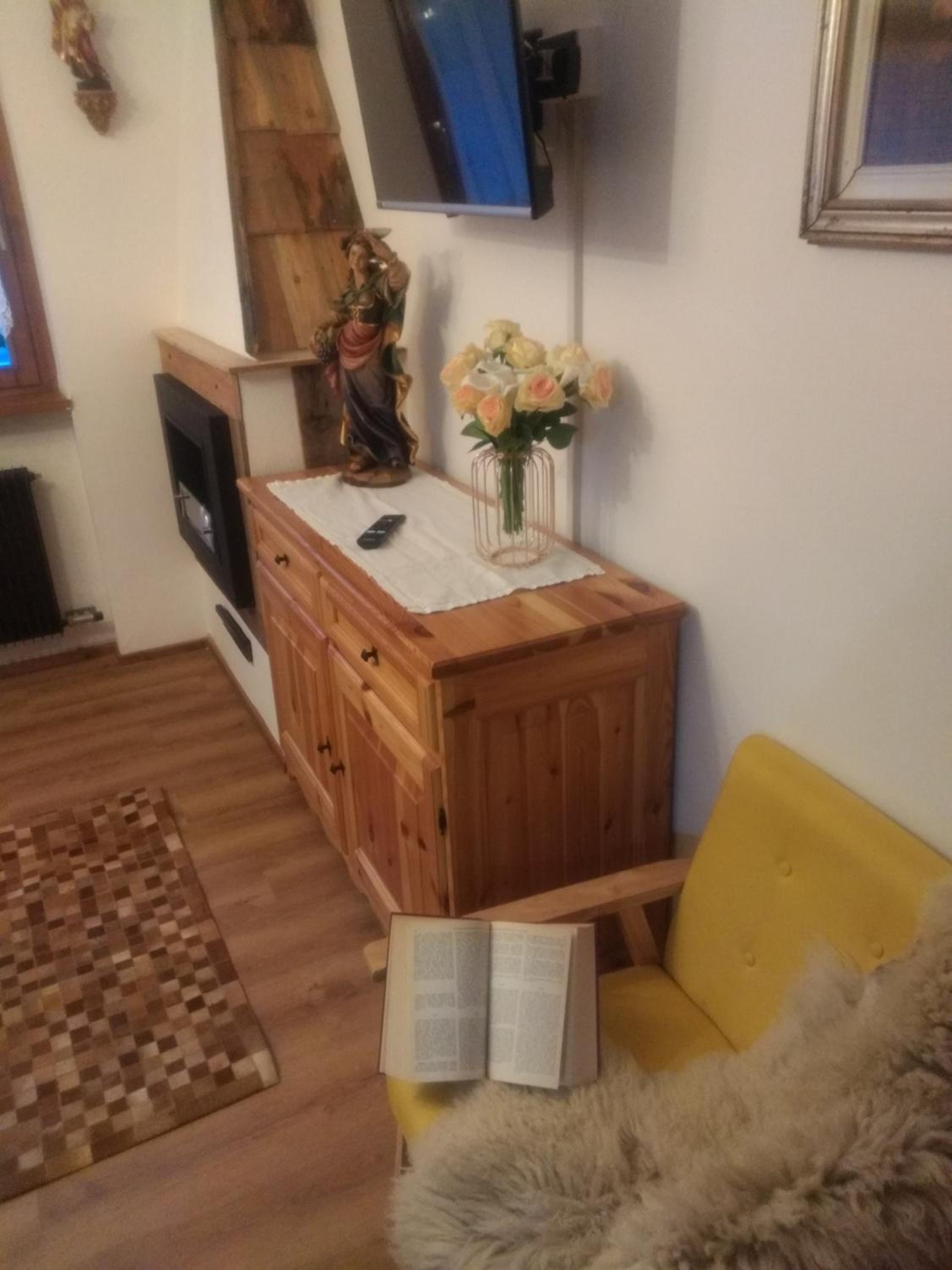 Photo 33