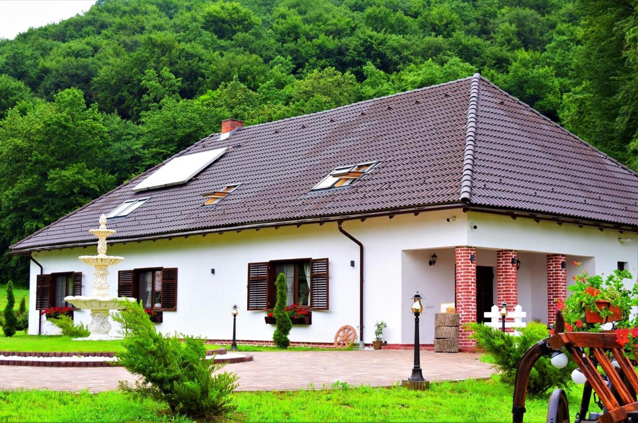 Domeniul Poiana Ursului view 4