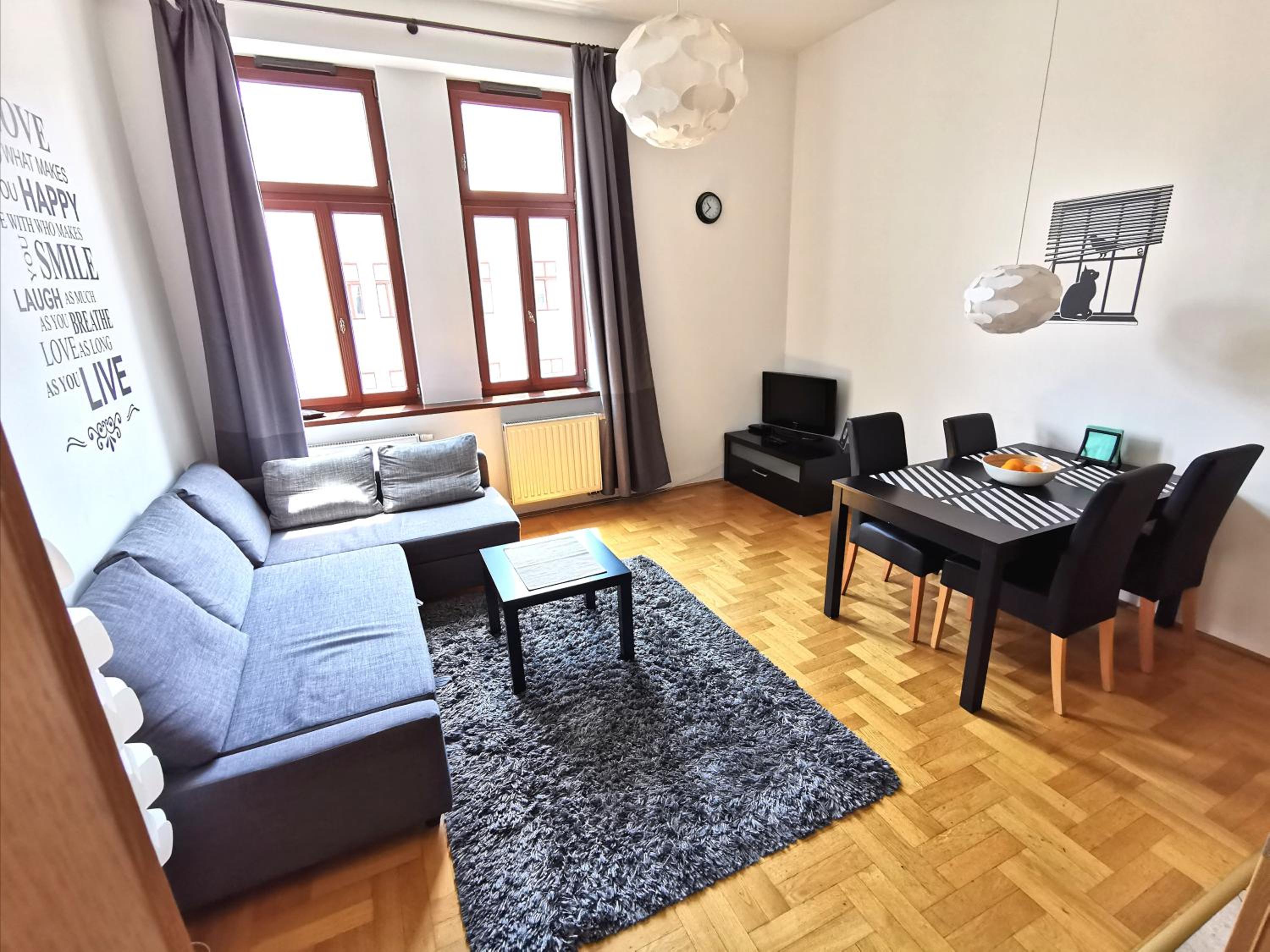 Gozsdu Apartment