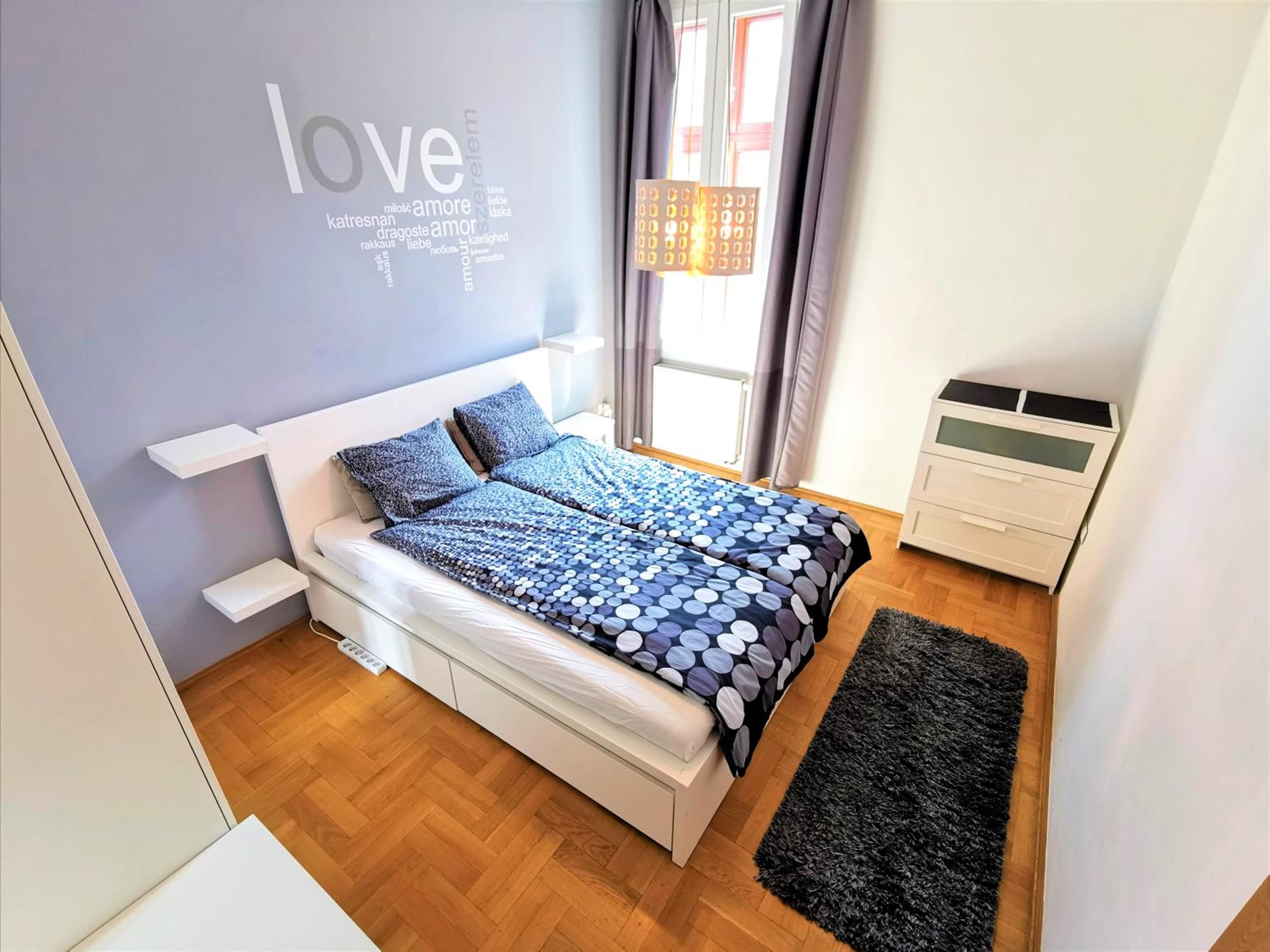 Gozsdu Apartment