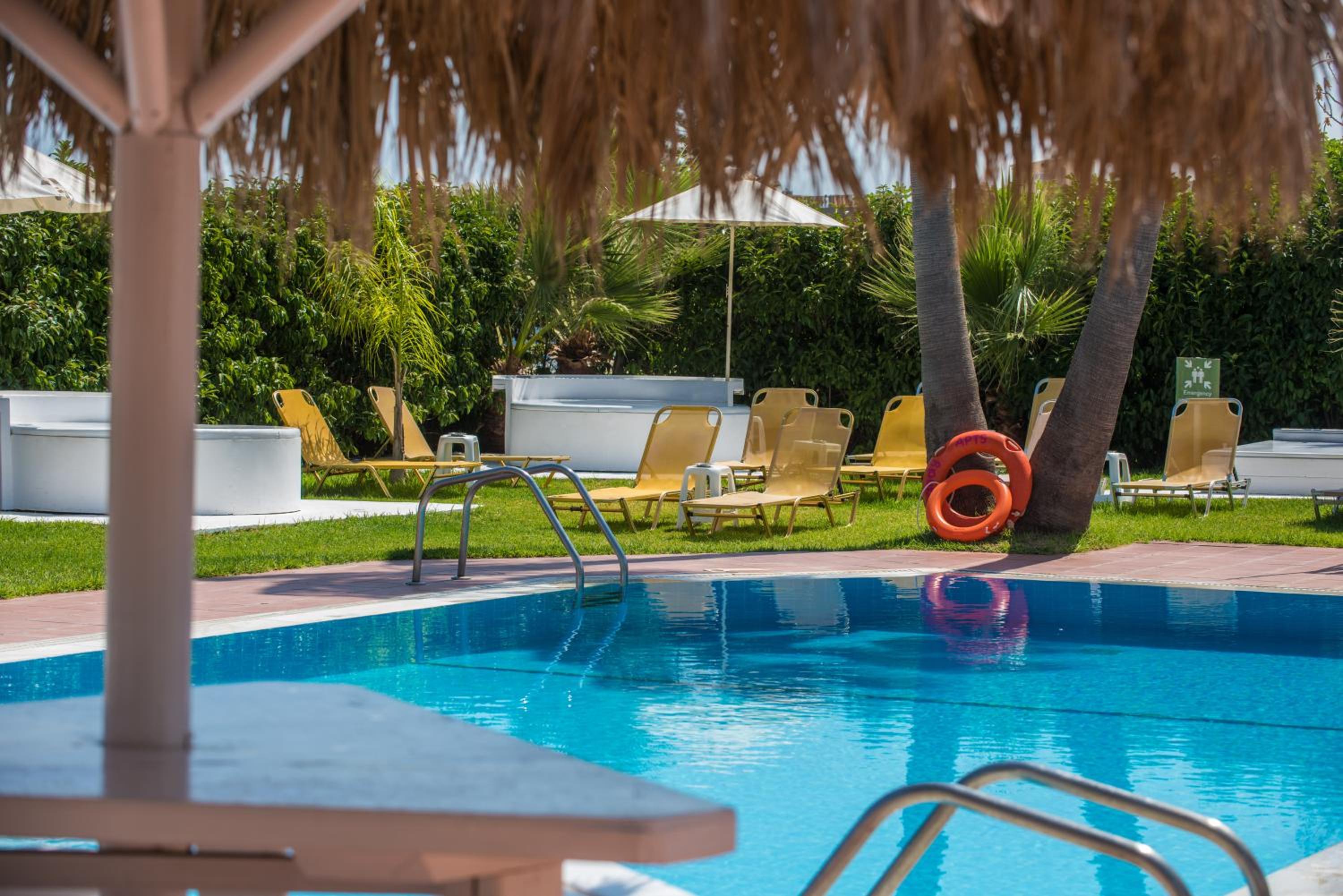I Candy Malia by Estia en Malia — recepcion & lobby