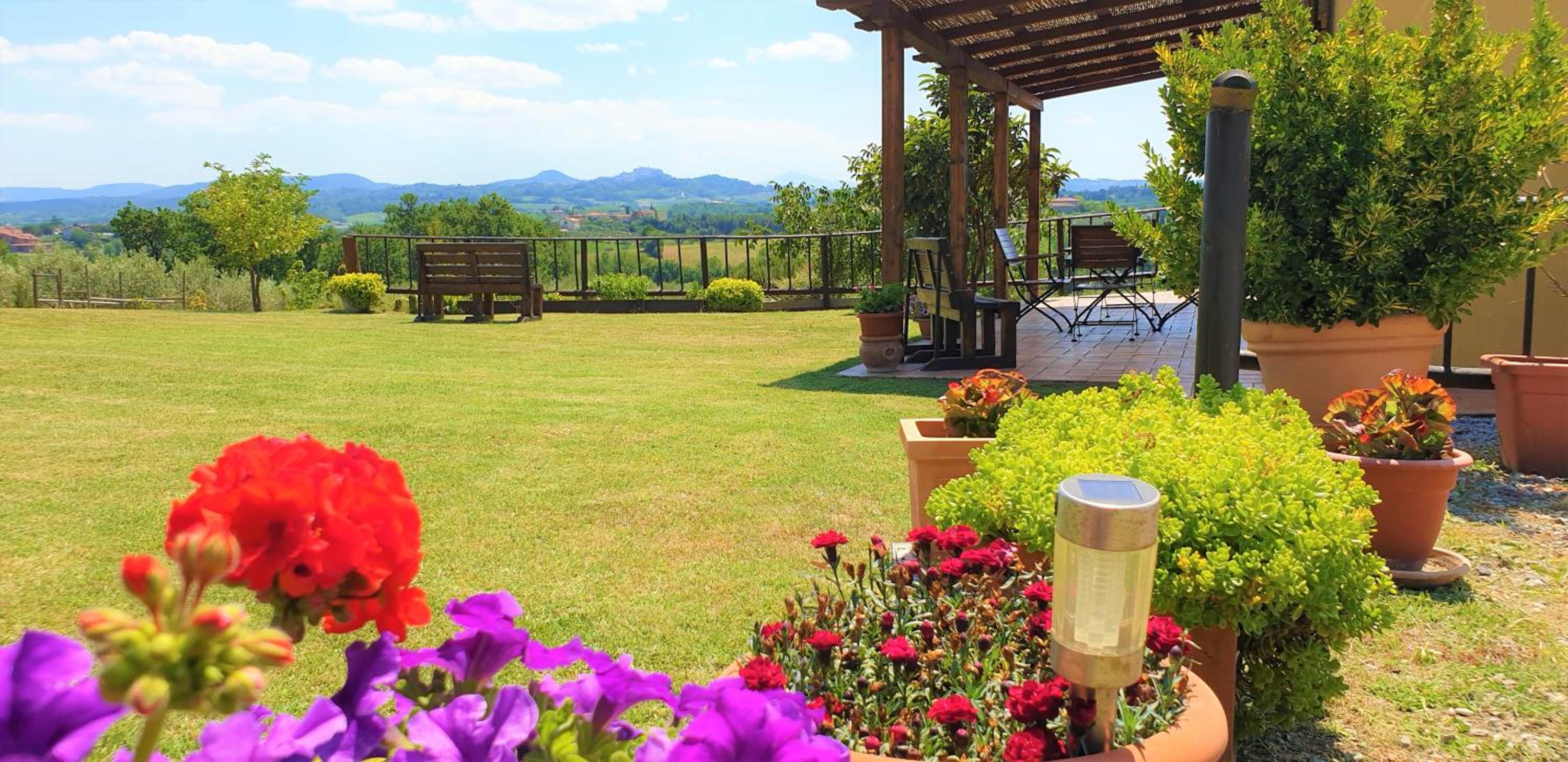 Casina di Pacina view 4