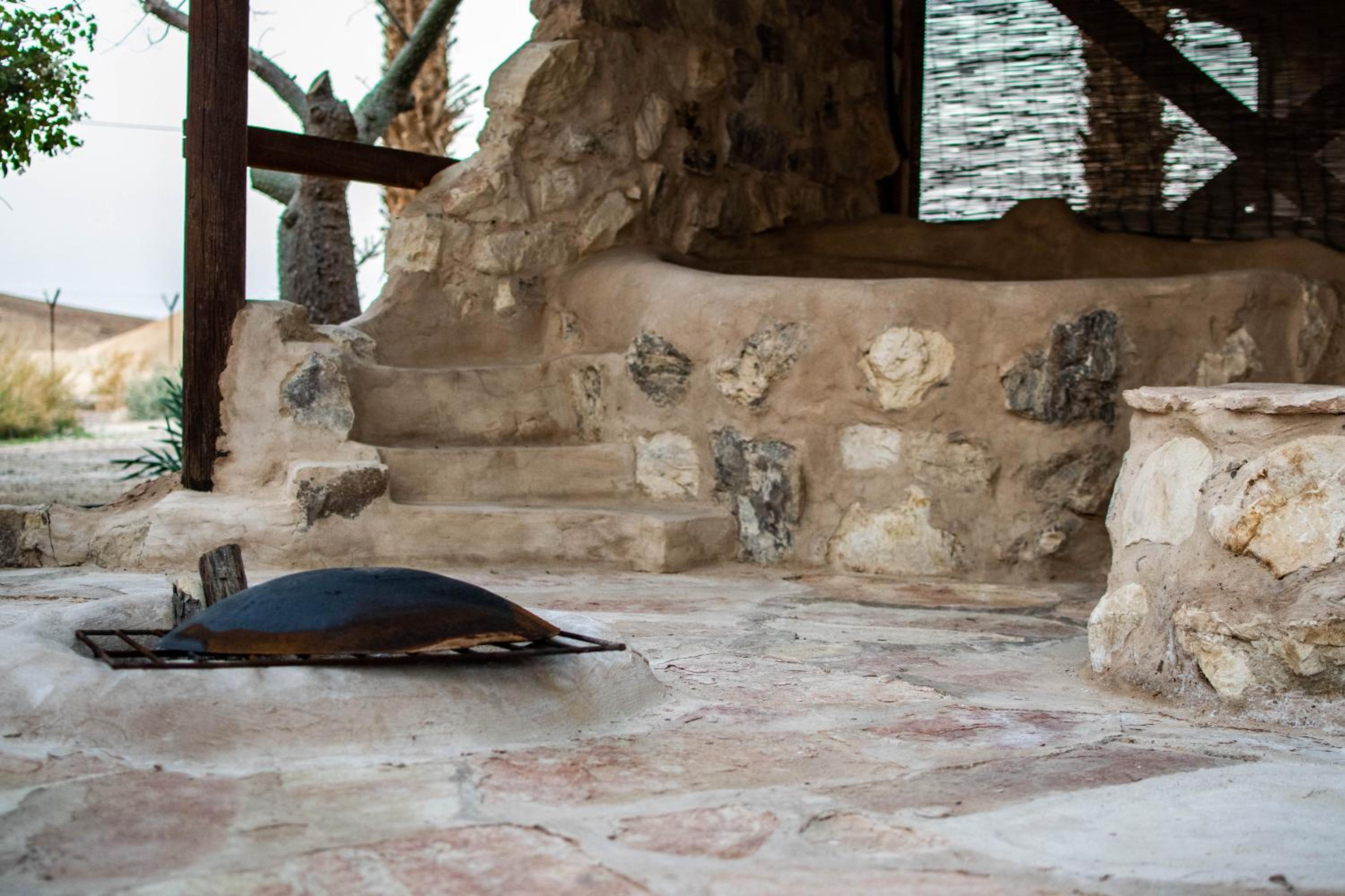 Shkutai Hottub Arava