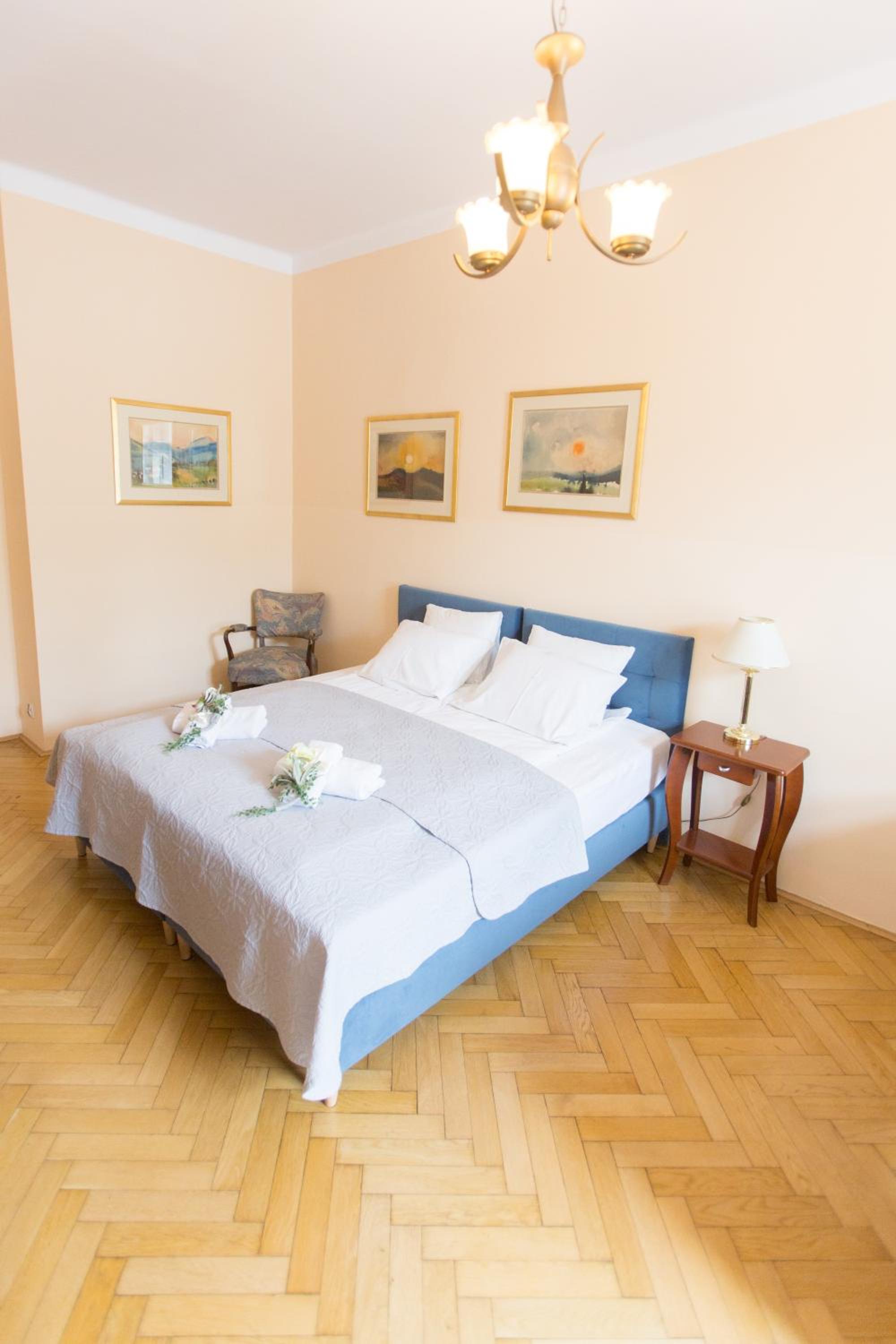 Apartments Roman