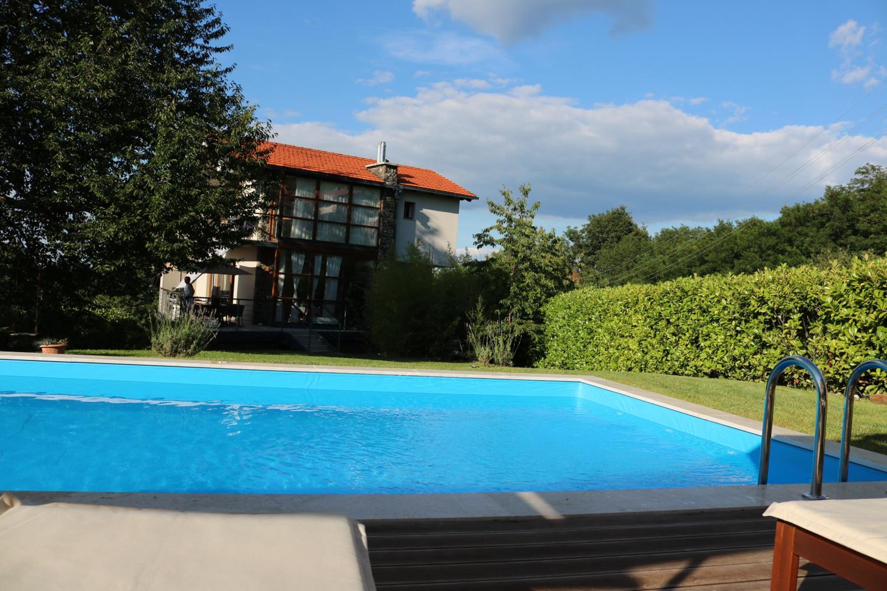 Eva's house view 4