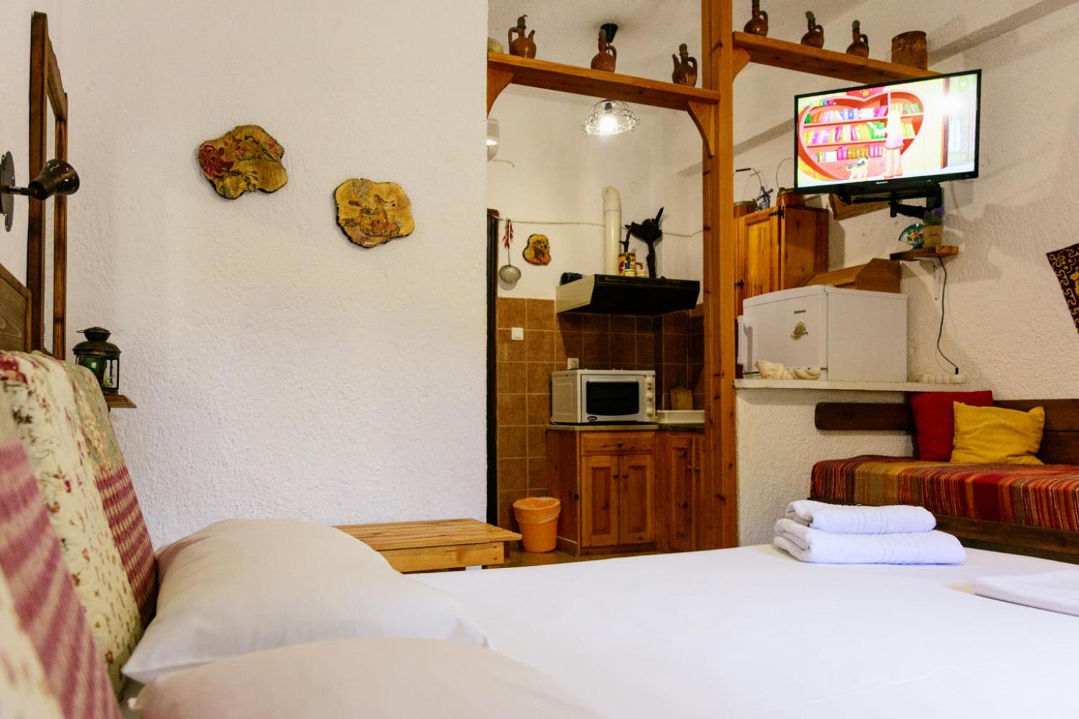 Spiros Rooms