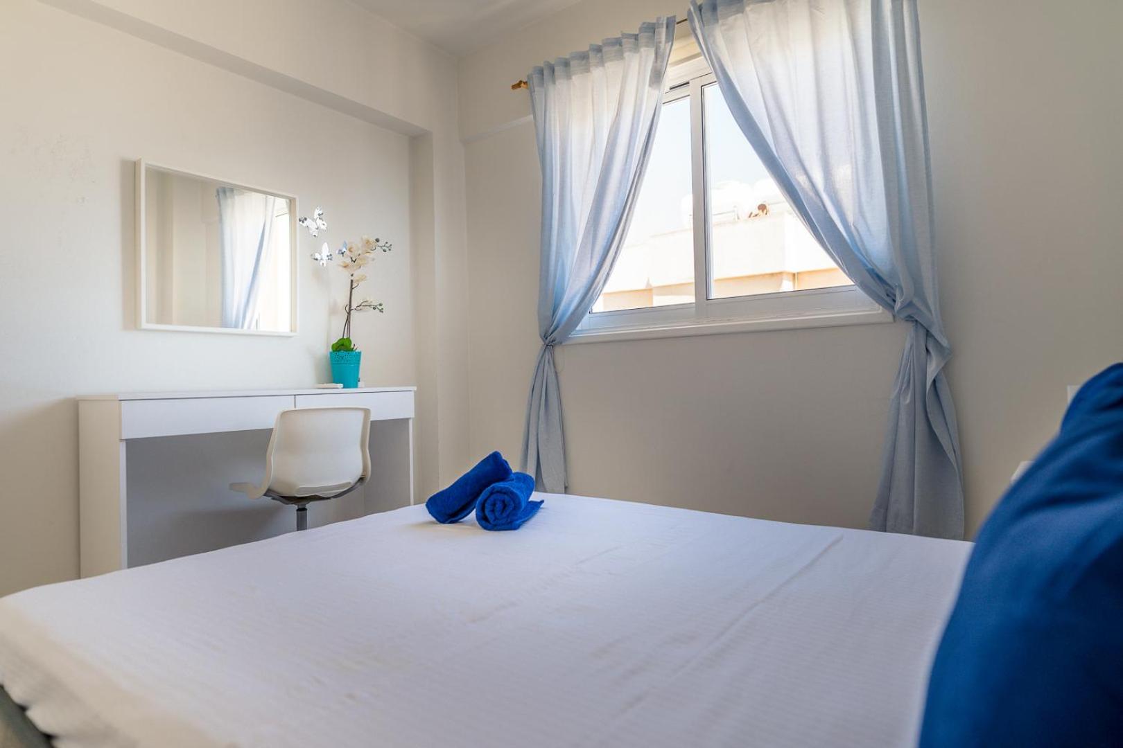 MAKENZY Seaview PENTHOUSE