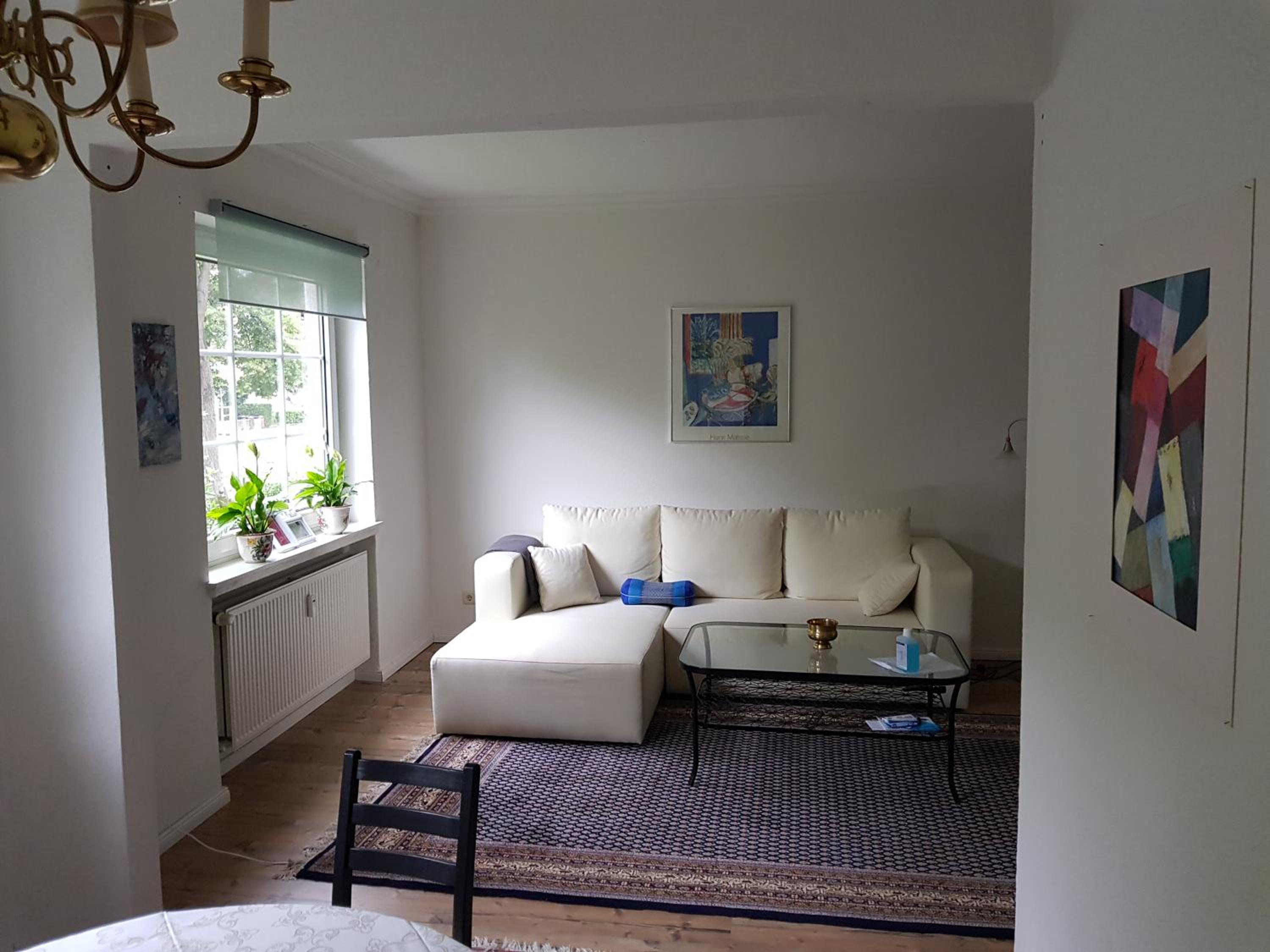Ganze Wohnung mit Garten view 2