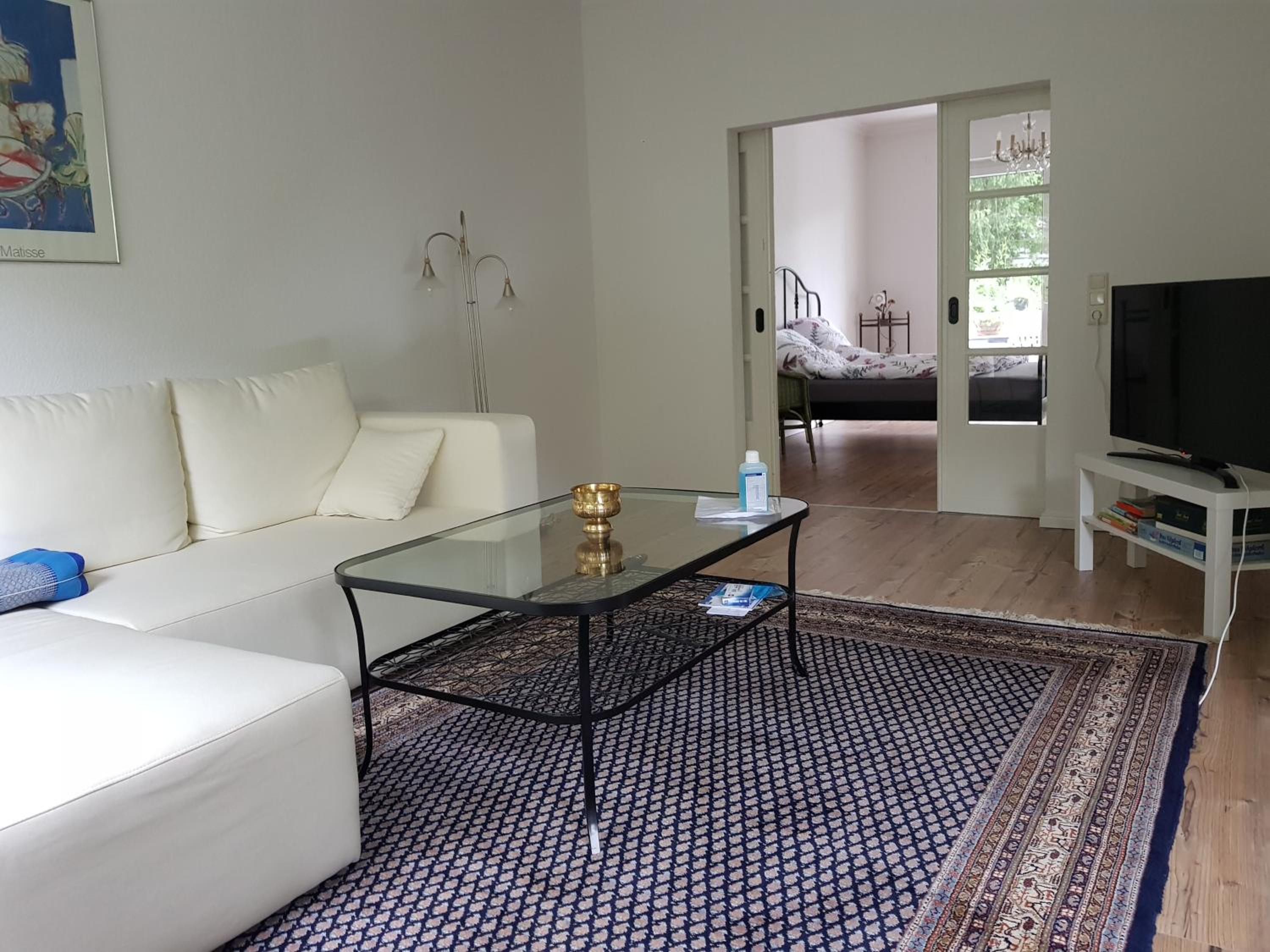 Ganze Wohnung mit Garten view 5