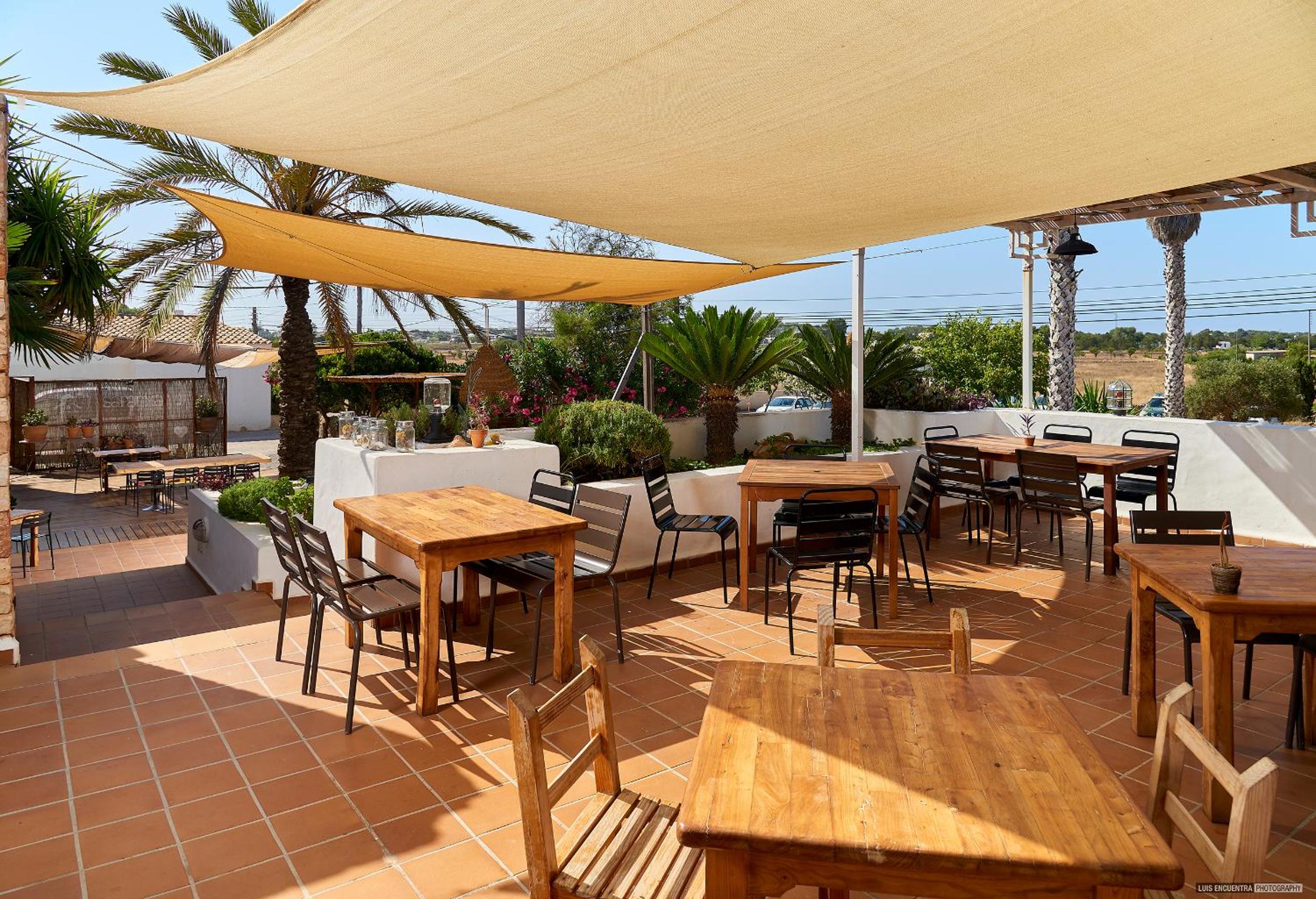 Hostal Illes Pitiüses