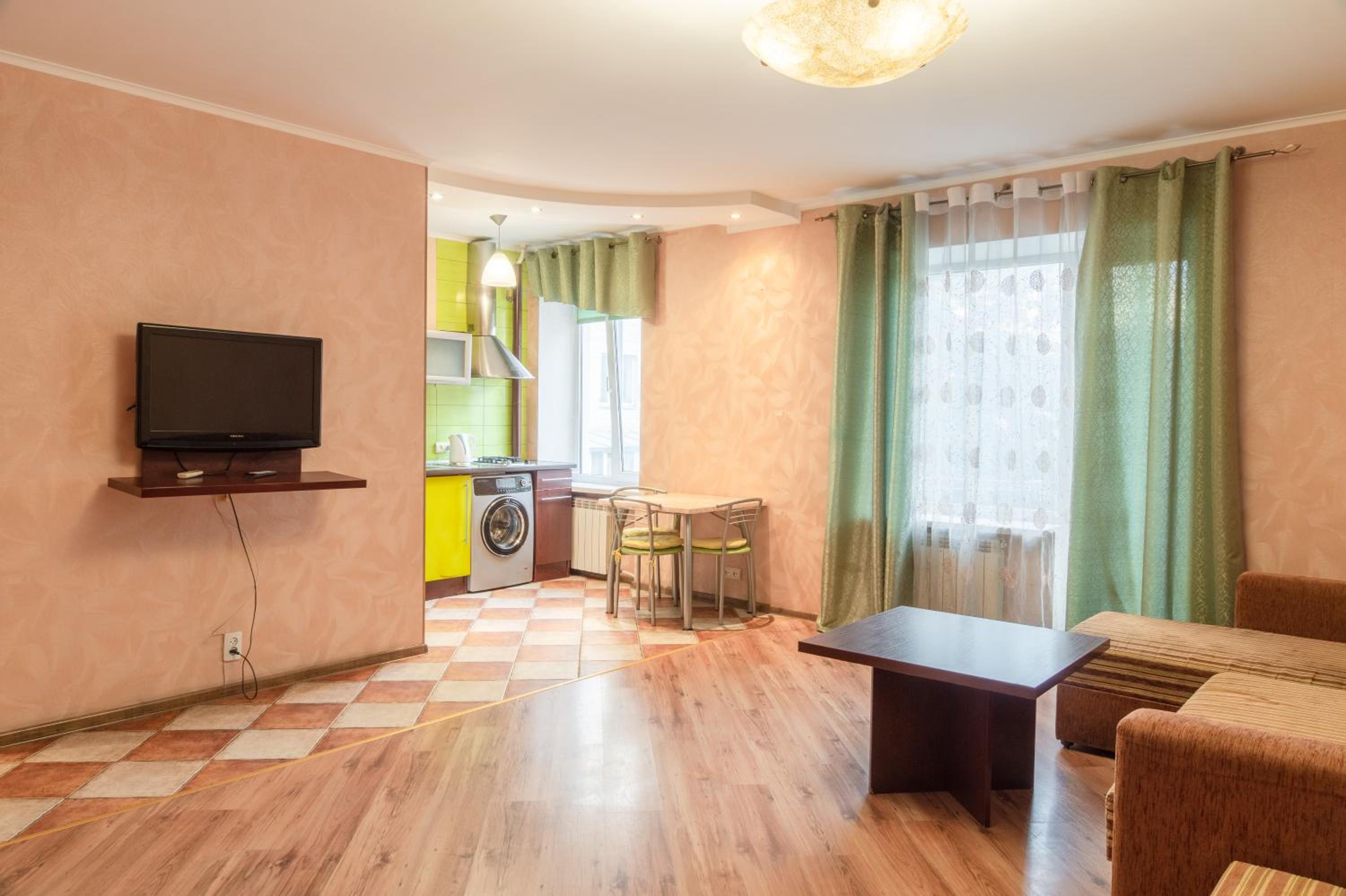 Apartment Triokhsviatytelskaya Street 3 view 3