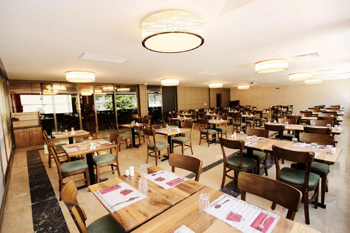 restaurant