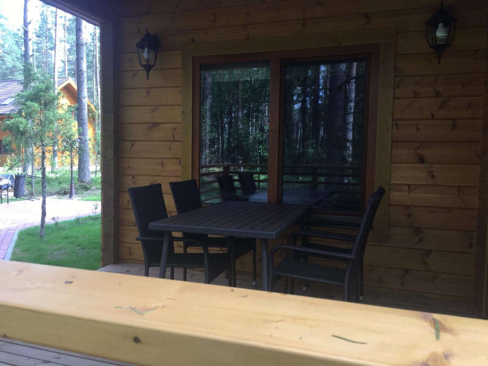 Donar cottage