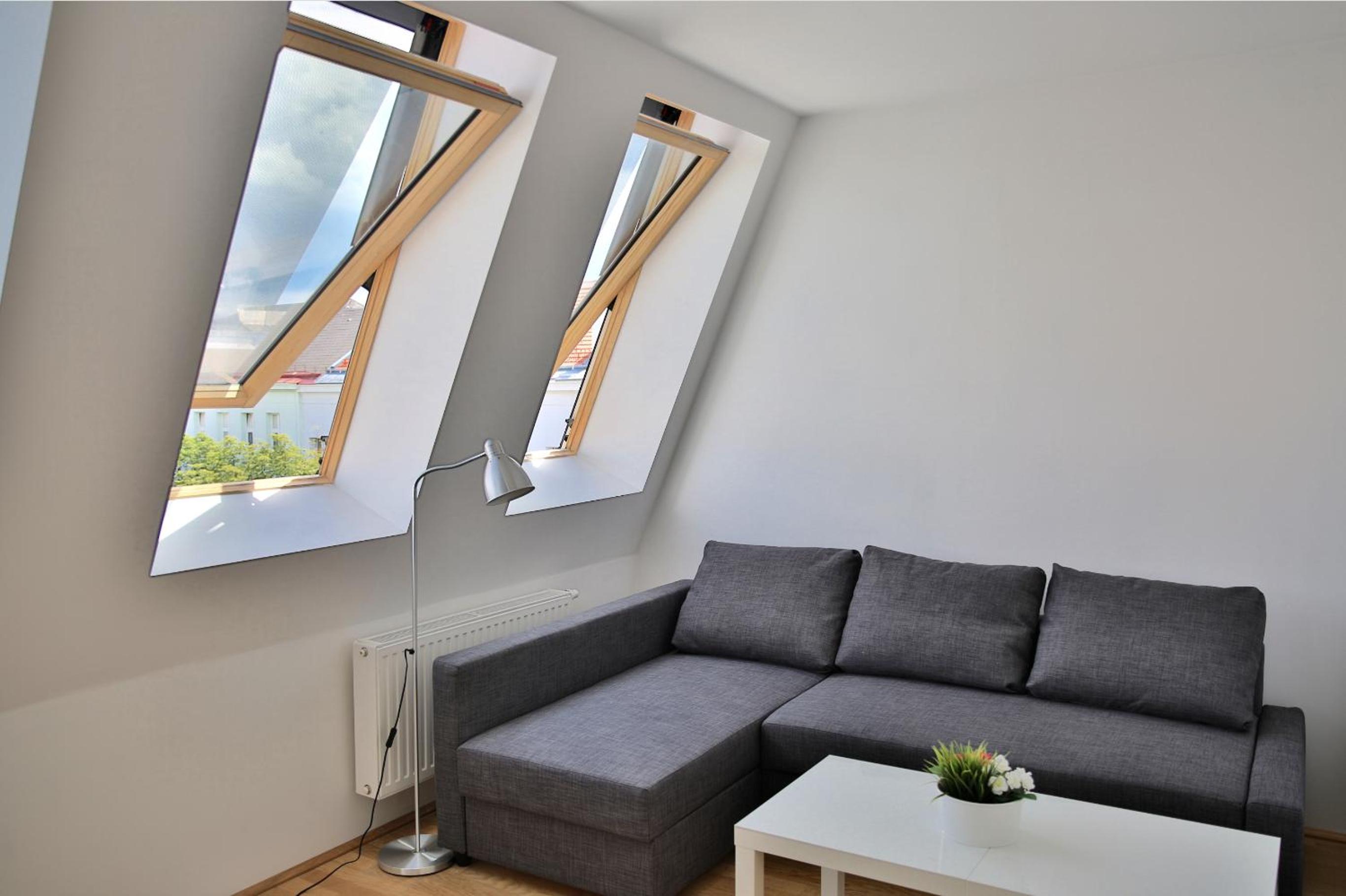 Sunny Penthouse l DG5'12