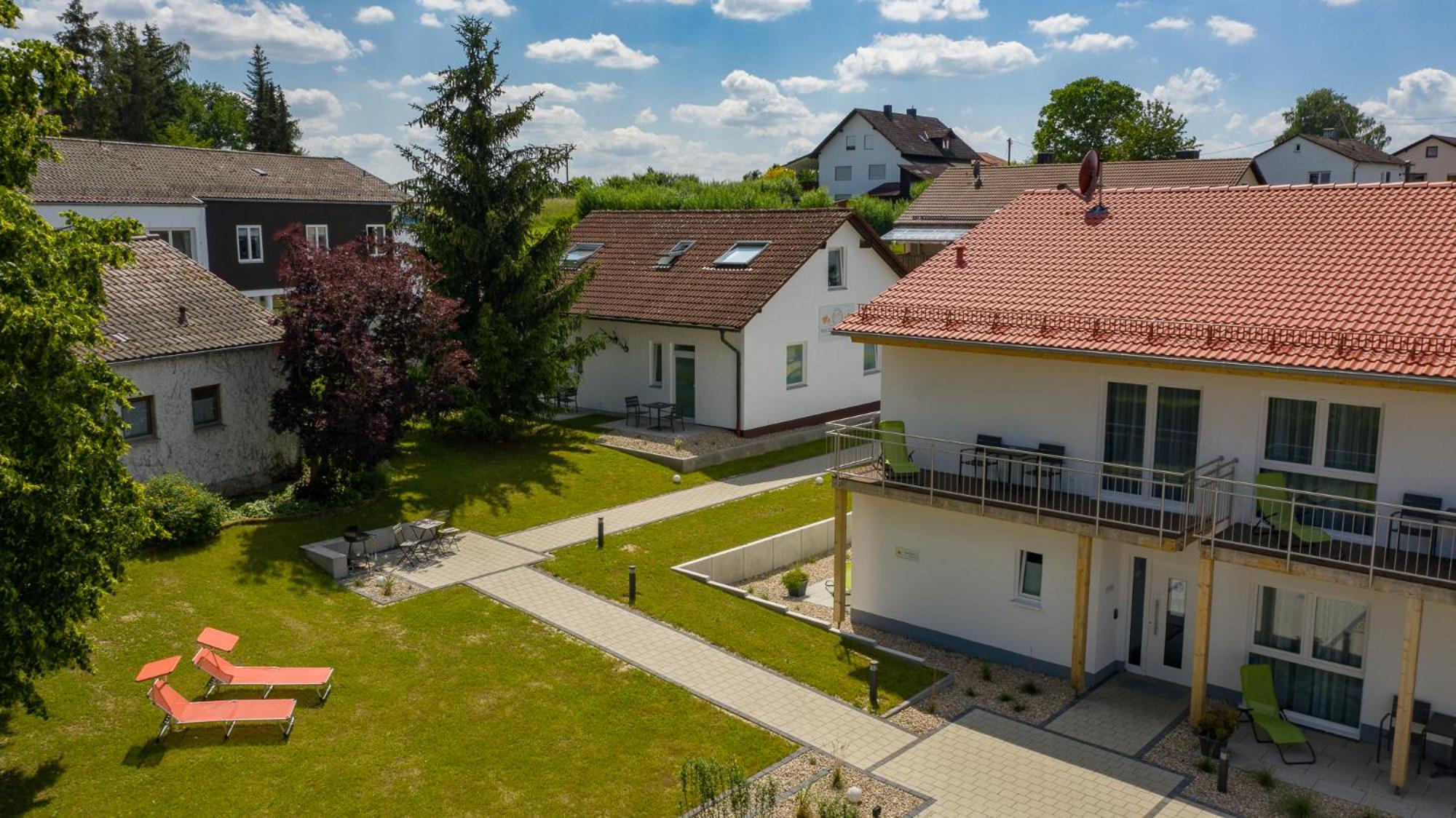 Holledau-Apartments - Auszeit im schönen Hopfenland in Bayern - voll ausgestattete Apartments - Garten - Balkon - Nähe München view 3