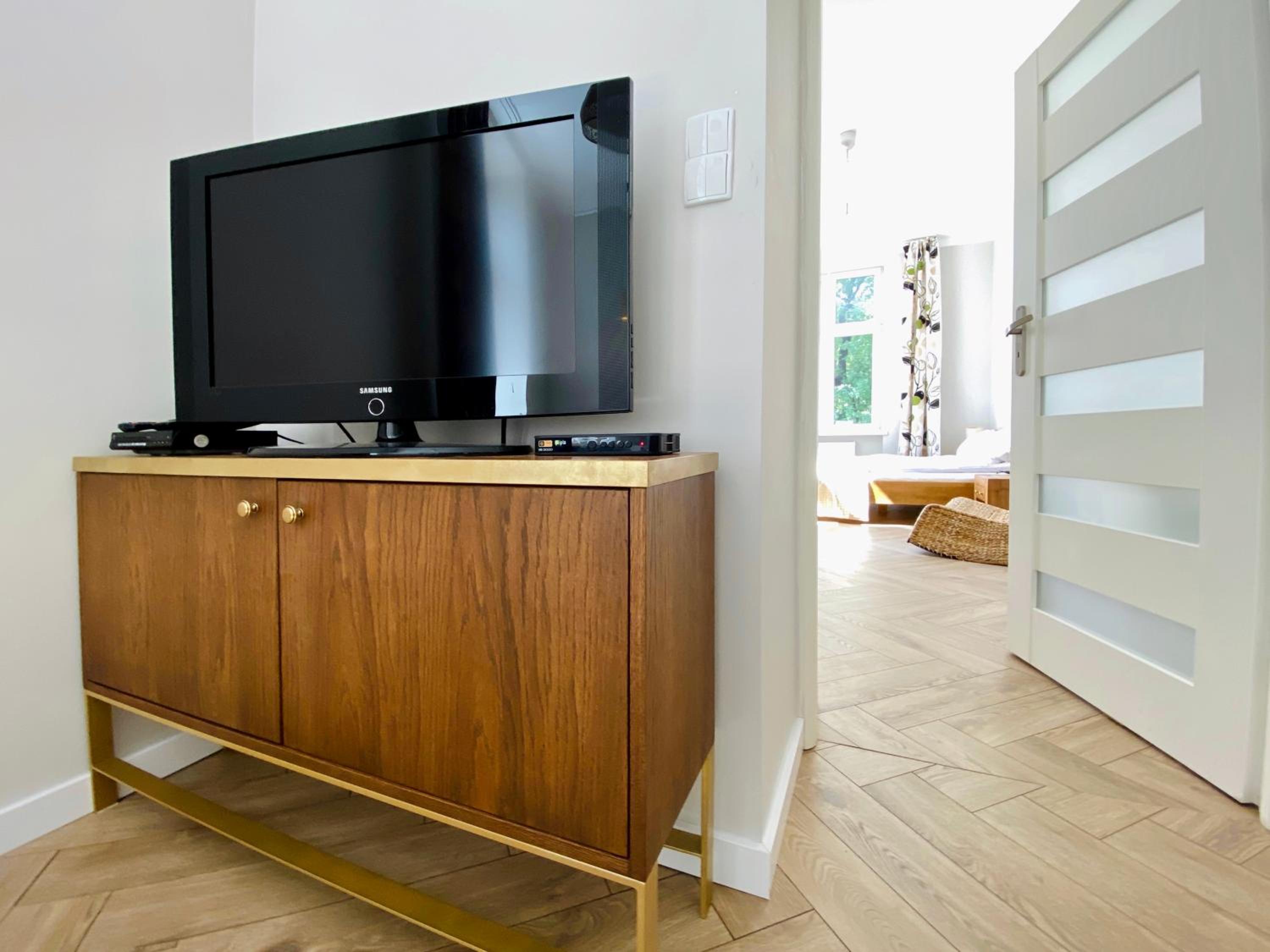 FAUST Apartments in the Heart of KAZIMIERZ by MINT APARTMENT view 3