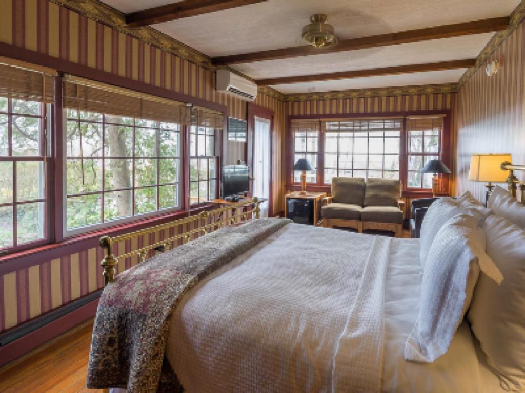 Snug Cottage view 2