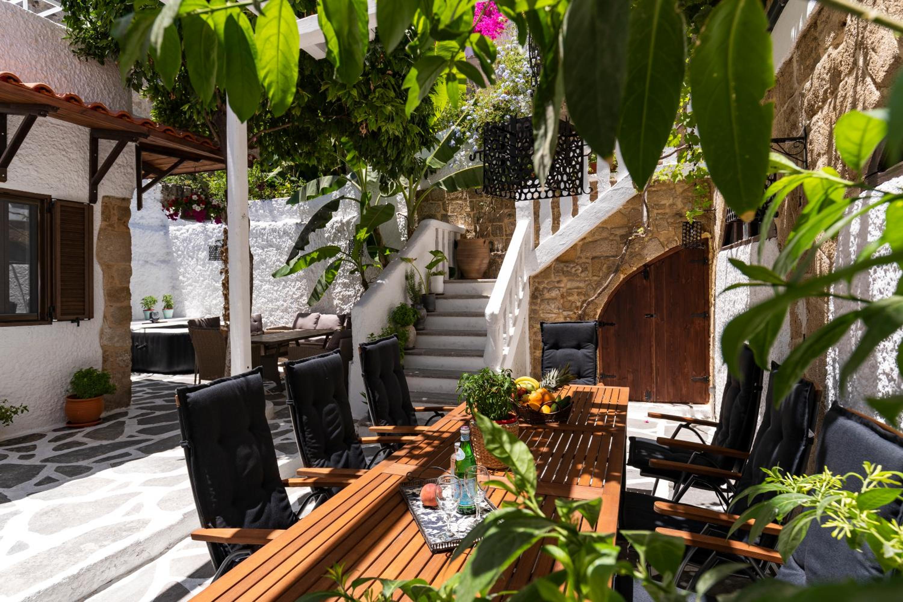 Rhodes Town Vacations - Letty's House - Old Town Luxury Mansion - Property Image 12
