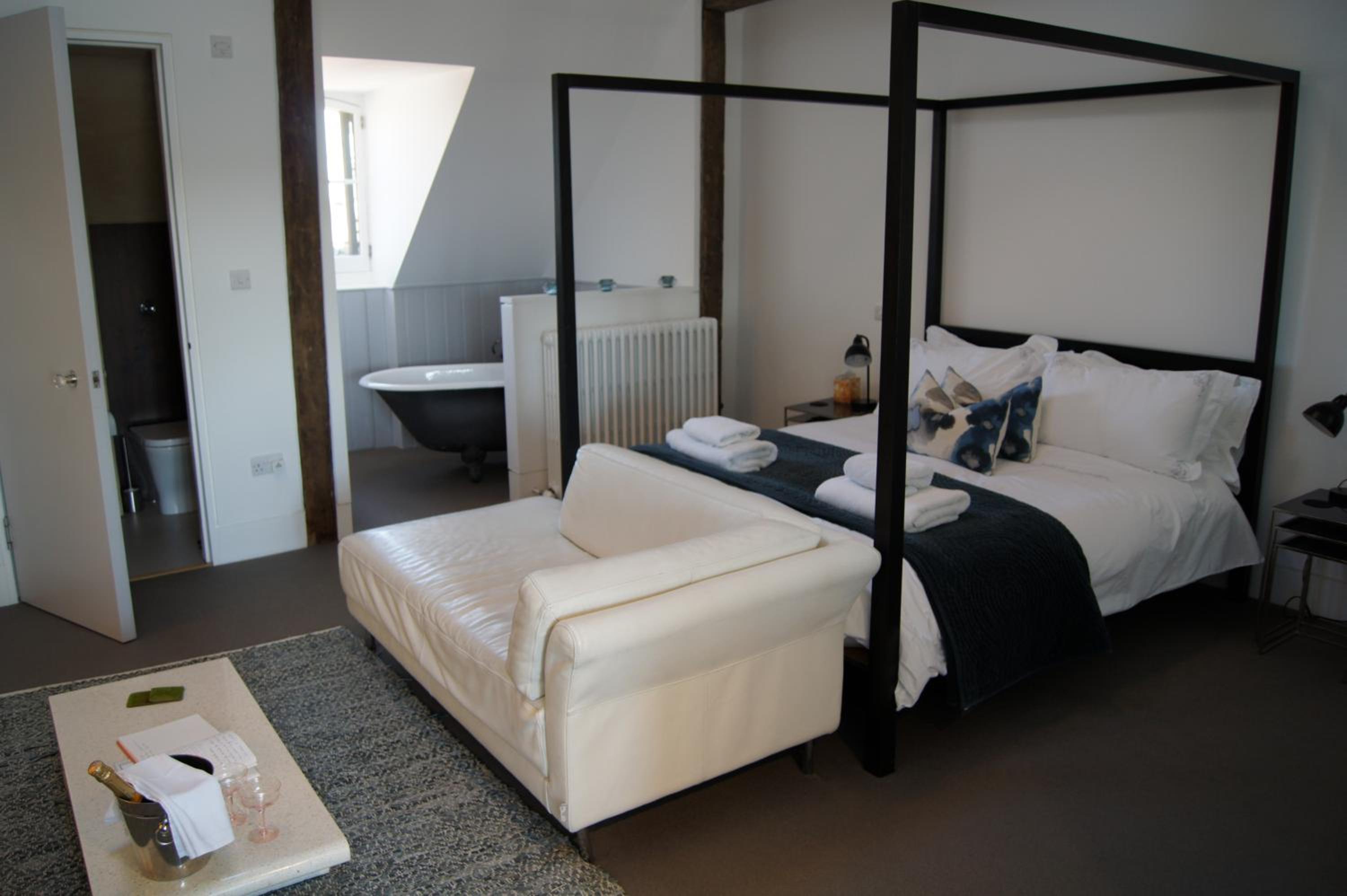 Montys Accommodation view 2