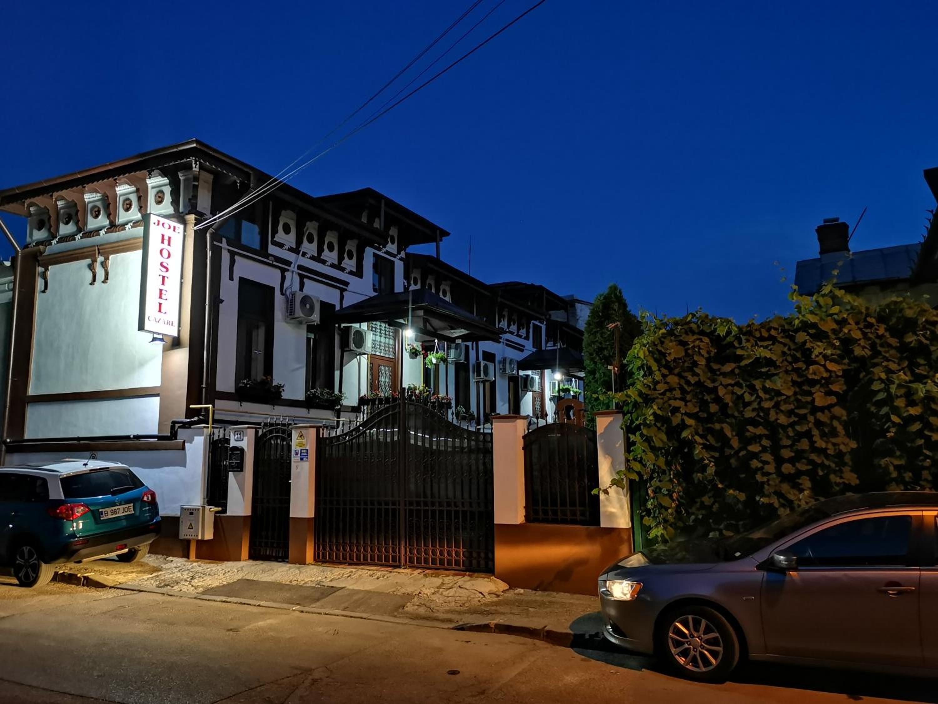 Photo 10