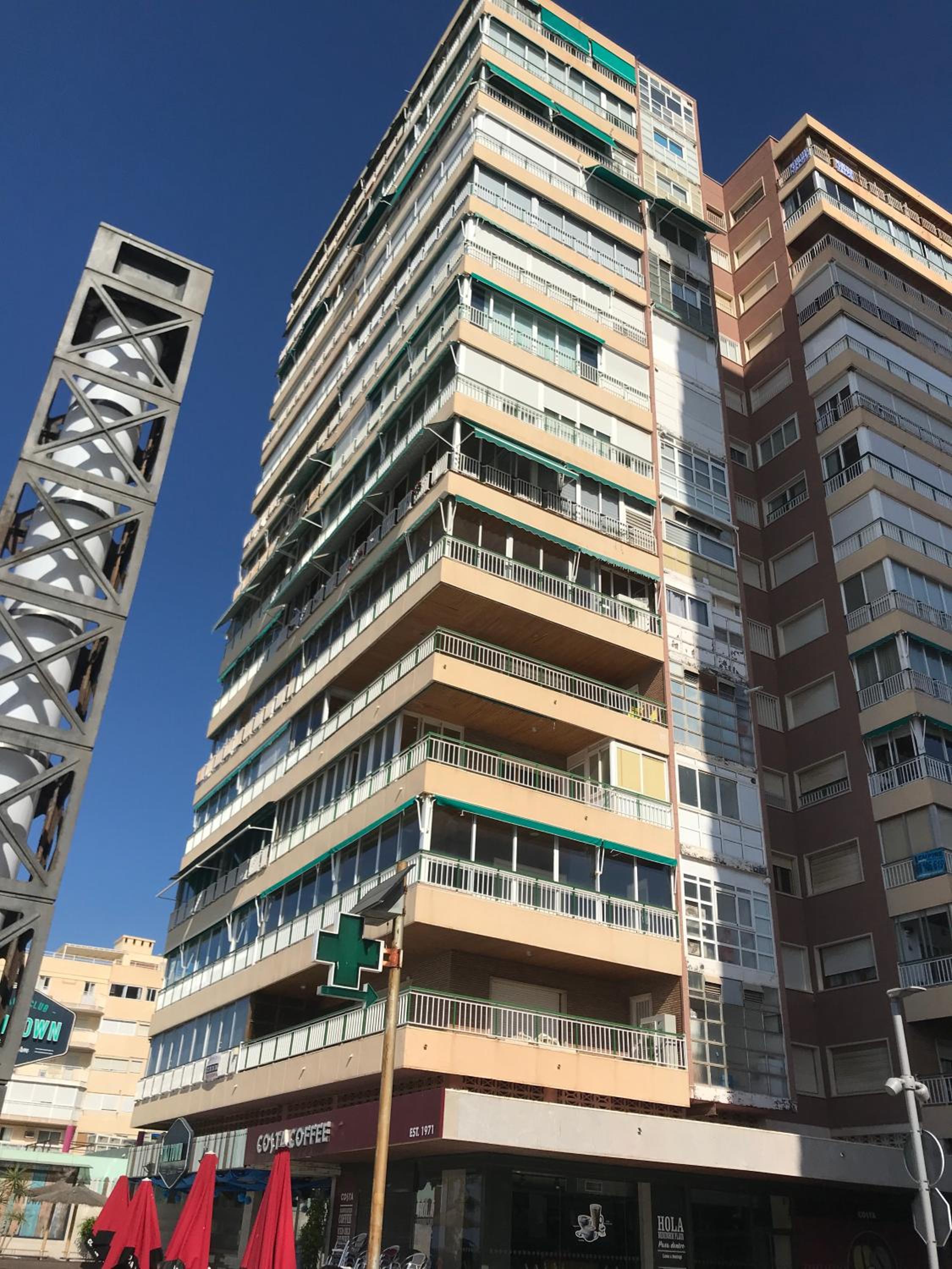 PRINCIPADO front the BEACH photo 2