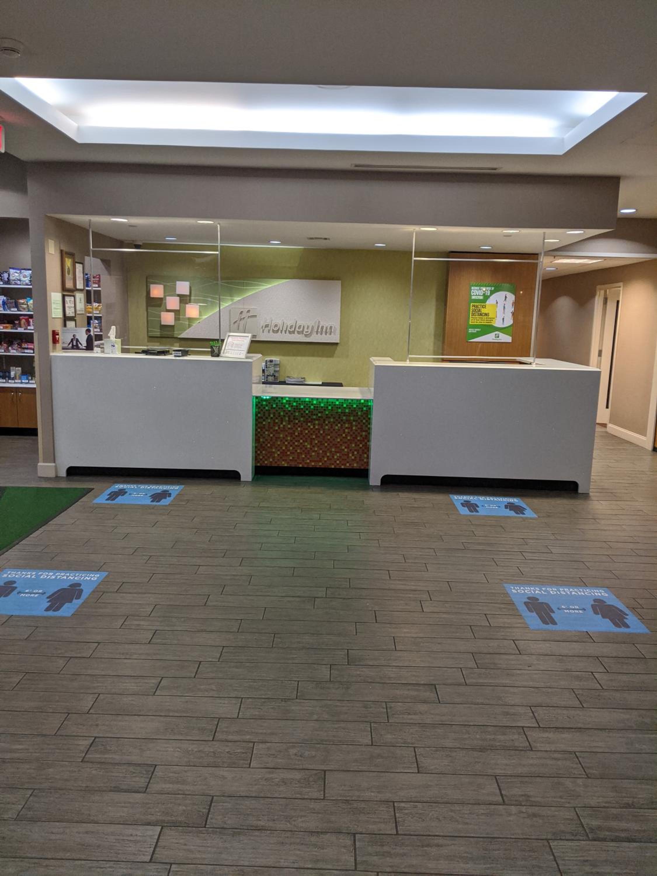 Holiday Inn Charlotte University, an IHG Hotel-4