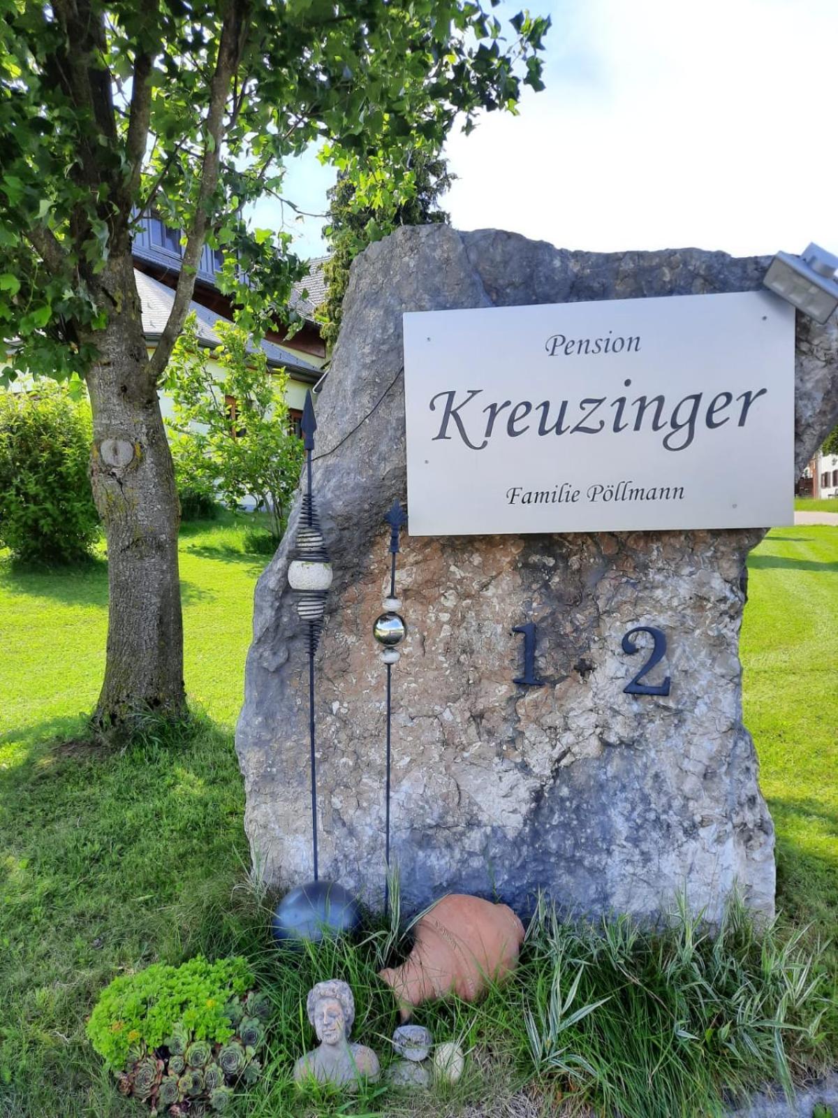 Pension Kreuzinger, 5310 Tiefgraben