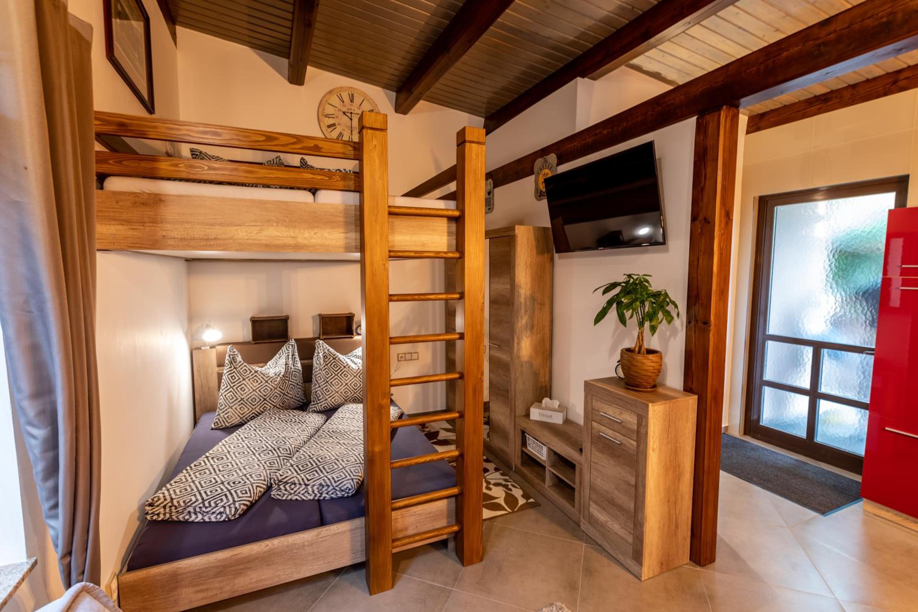 Apartmán POD HRADEM - Vranovská přehrada, Bítov-Horka view 3