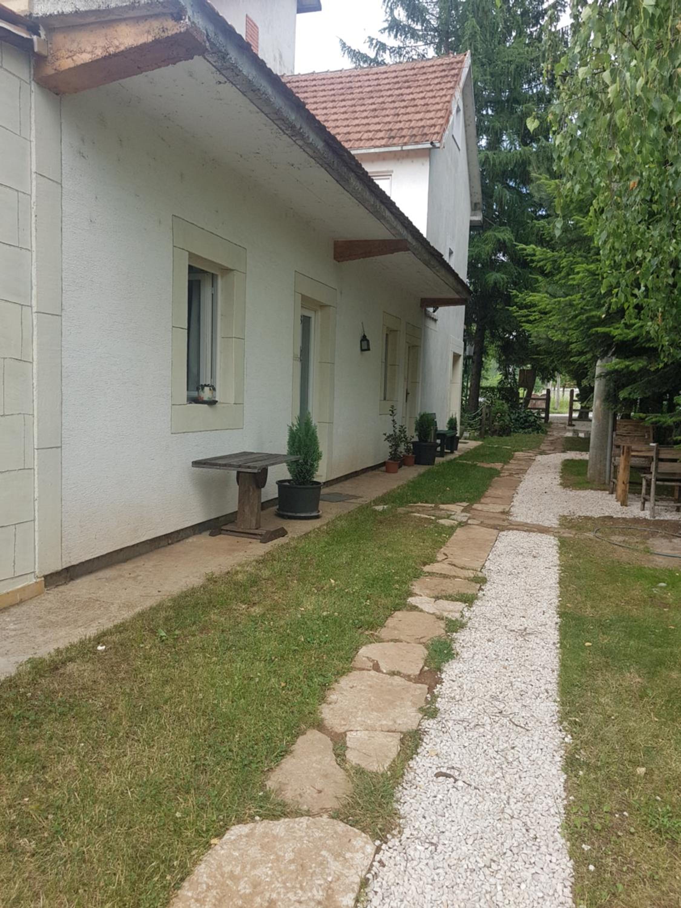 Photo 27