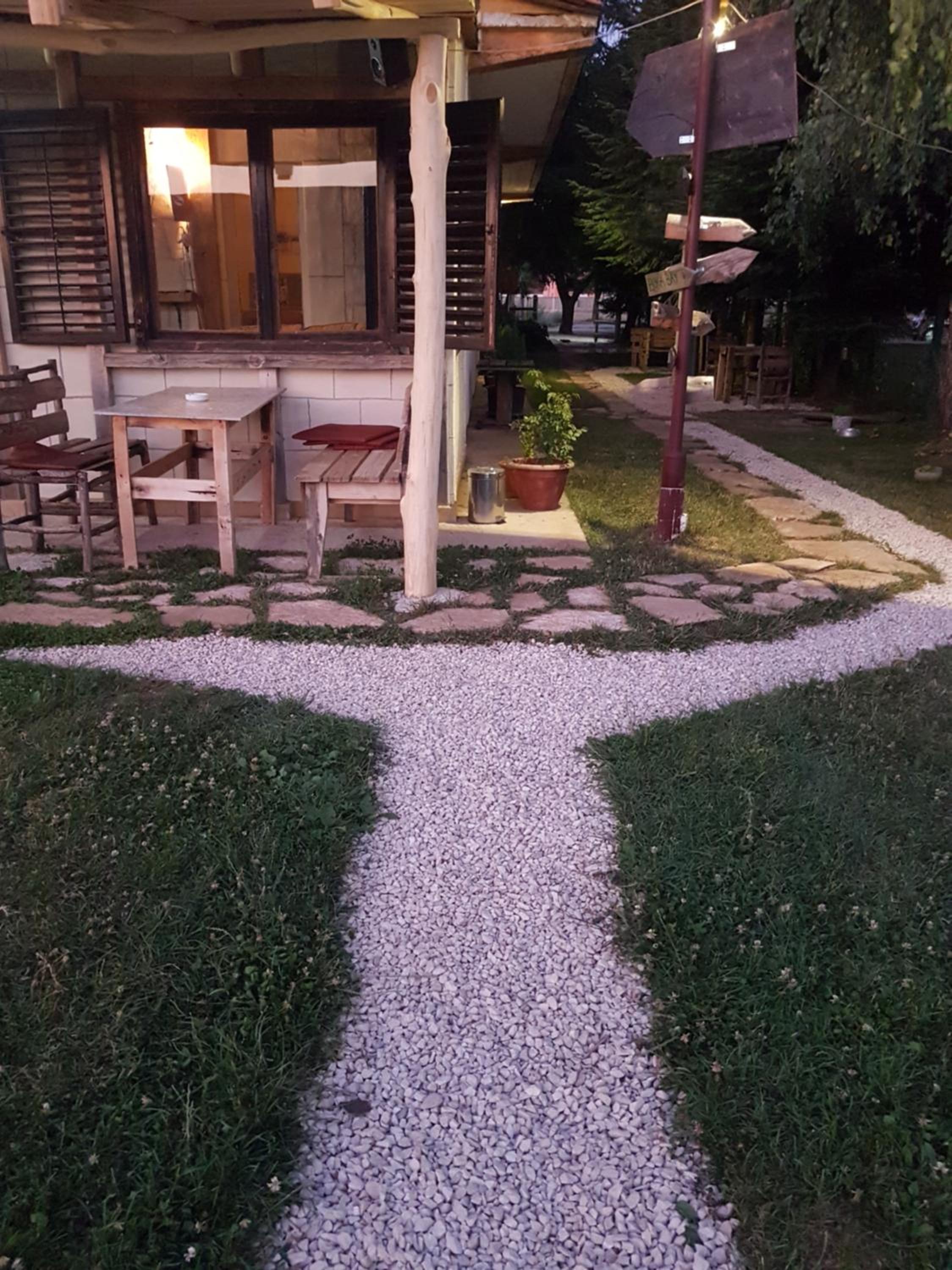 Photo 37