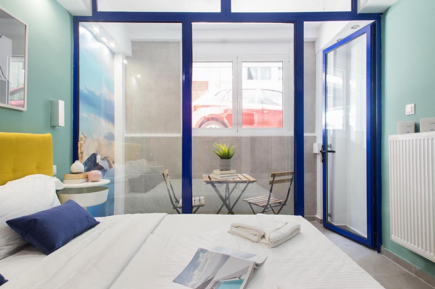 LOMVARDOU-Stylish Flat next to Ampelokipi Metro St